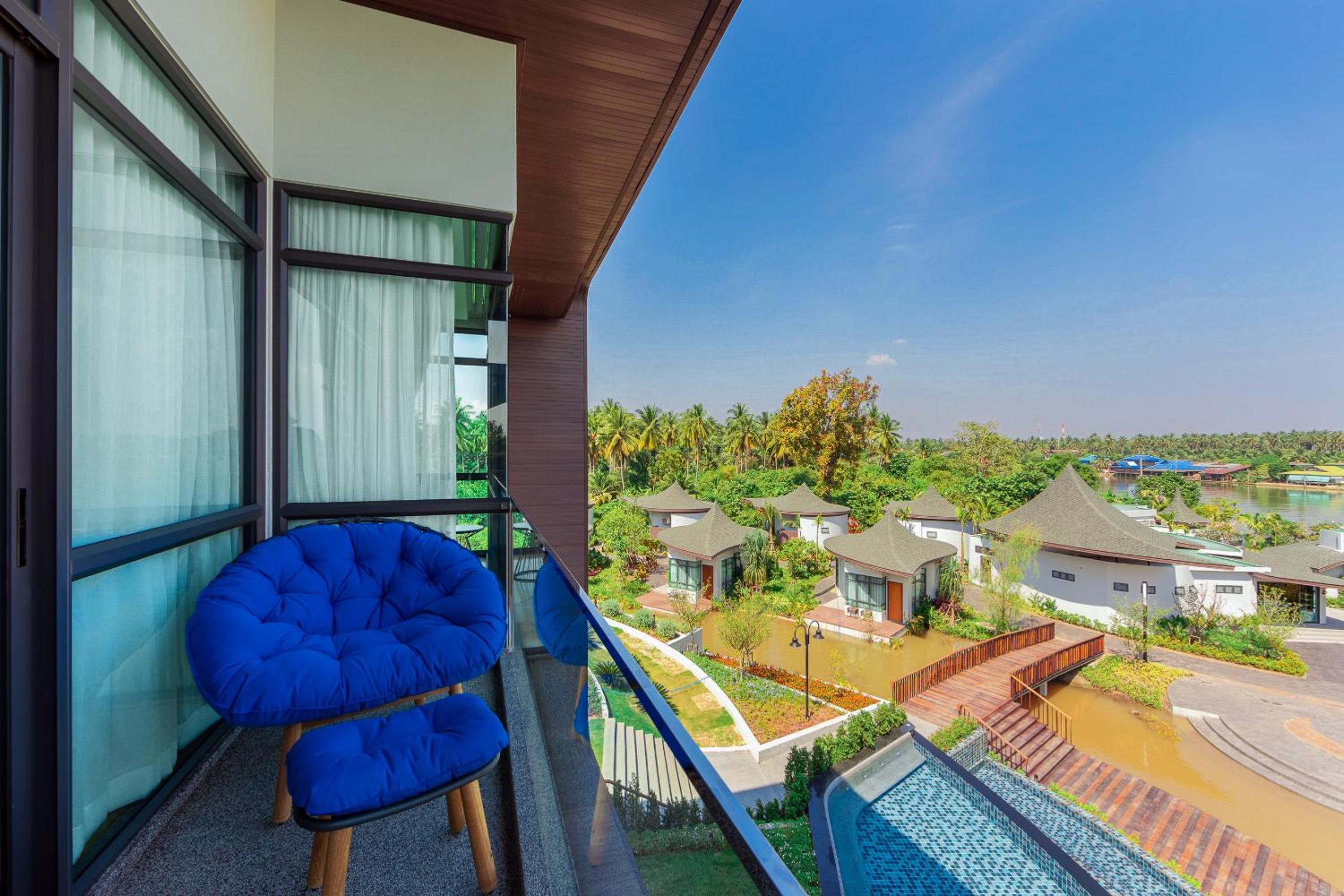 Two-Bedroom Suite with River View - Photo 4