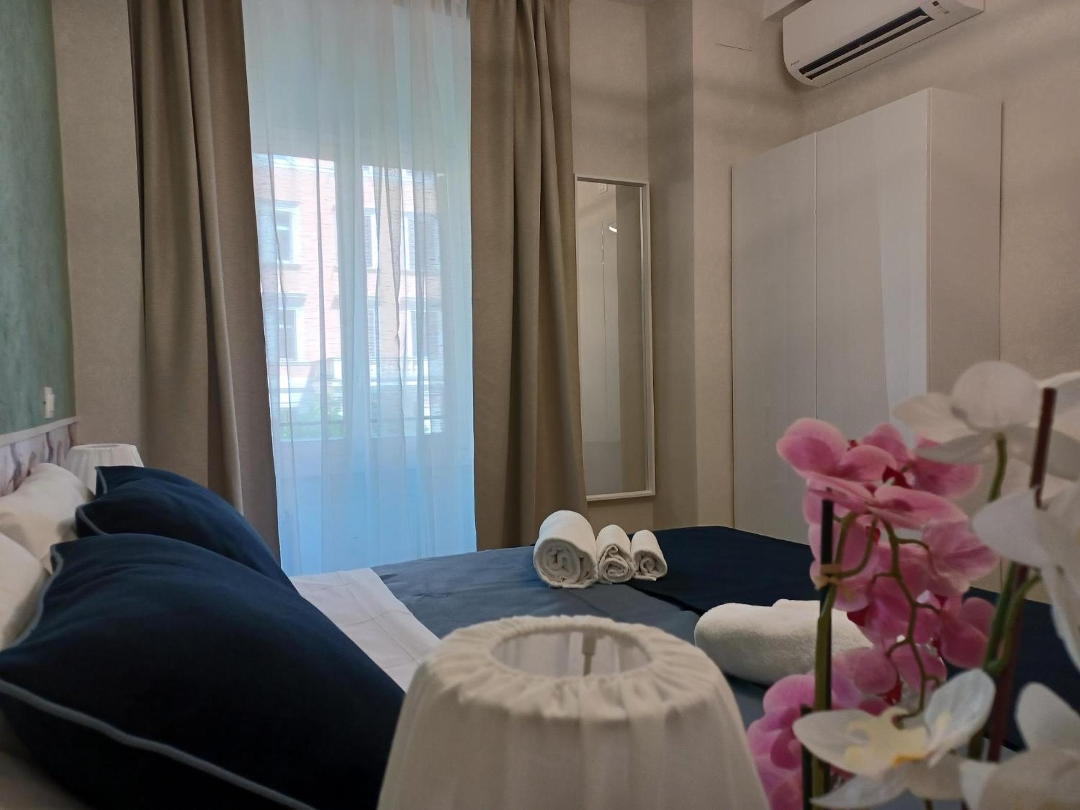 Standard Double or Twin Room photo 2
