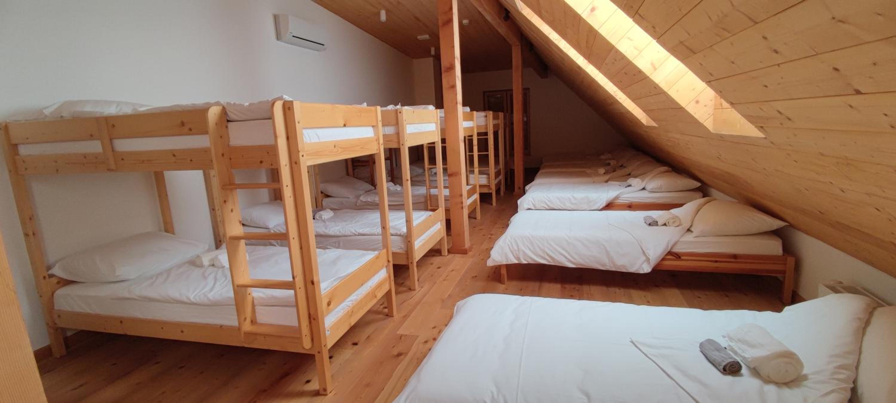 Mixed Dormitory Room photo 2