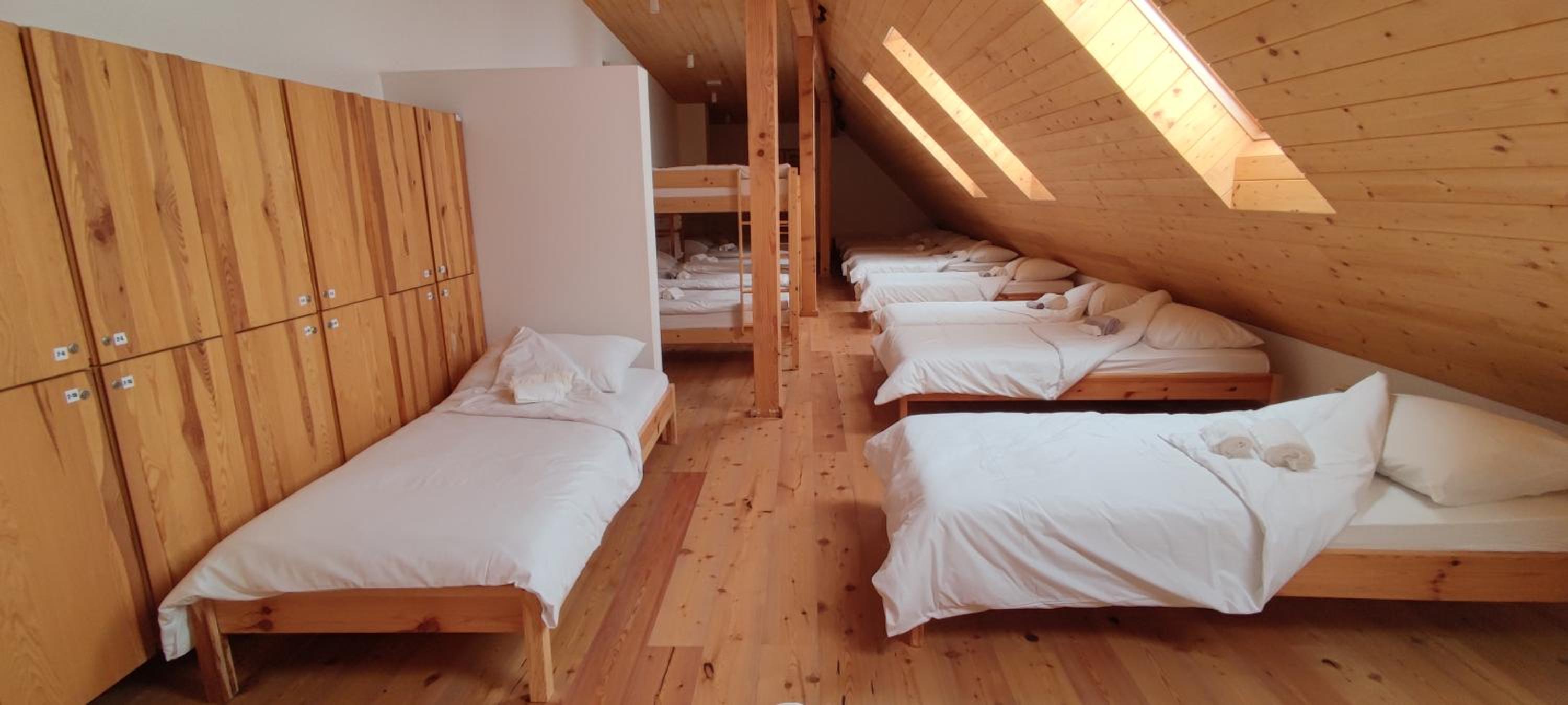 Mixed Dormitory Room photo 1