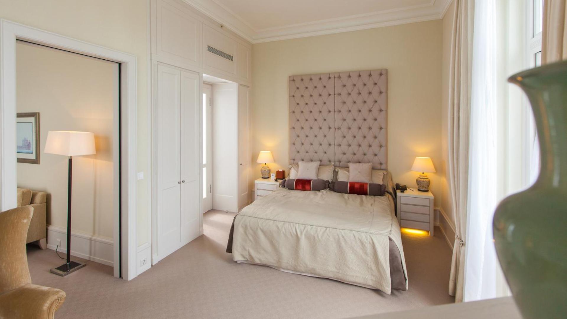 Junior Suite Park View thumbnail 5