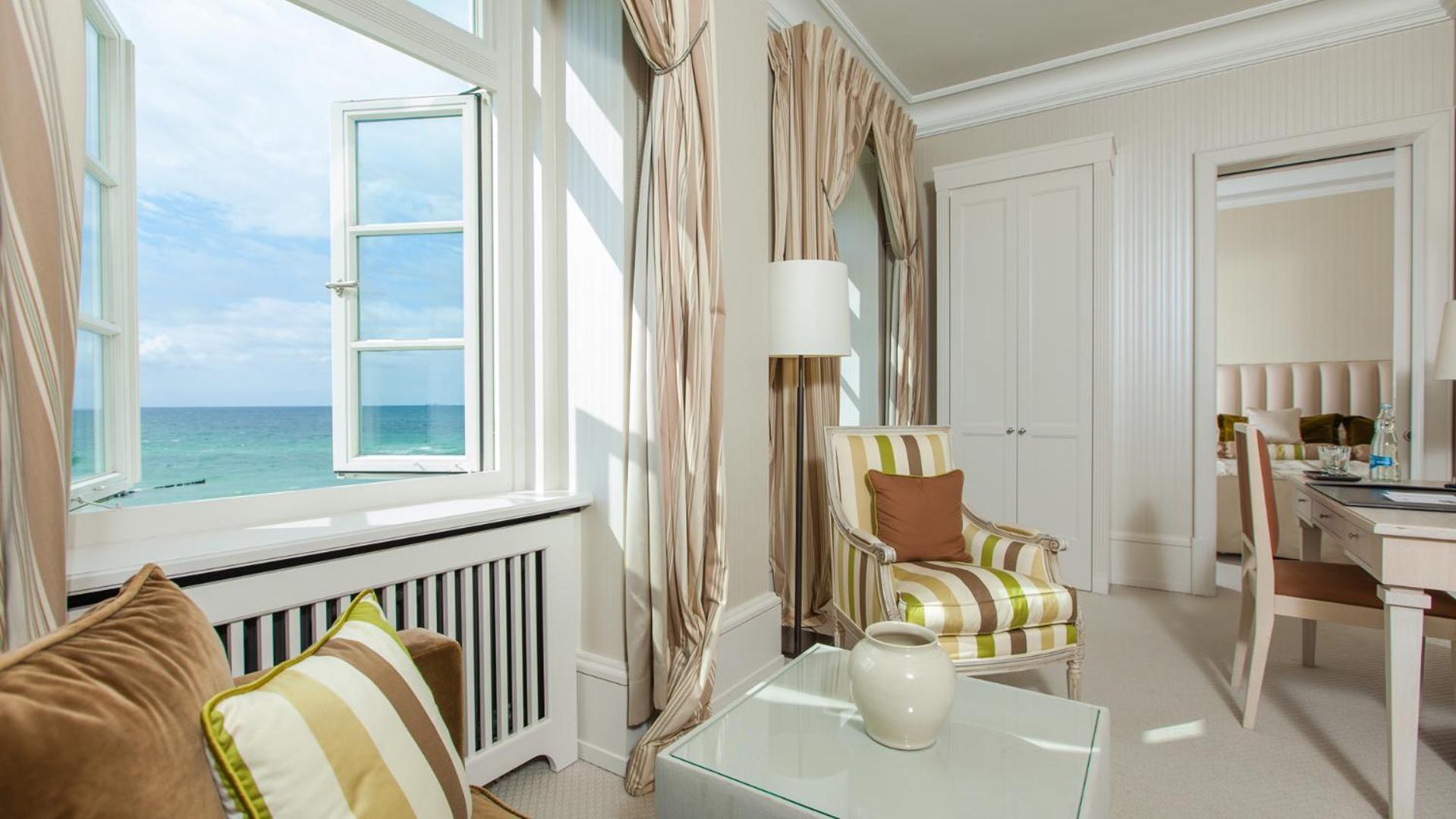 Junior Suite Sea Side
