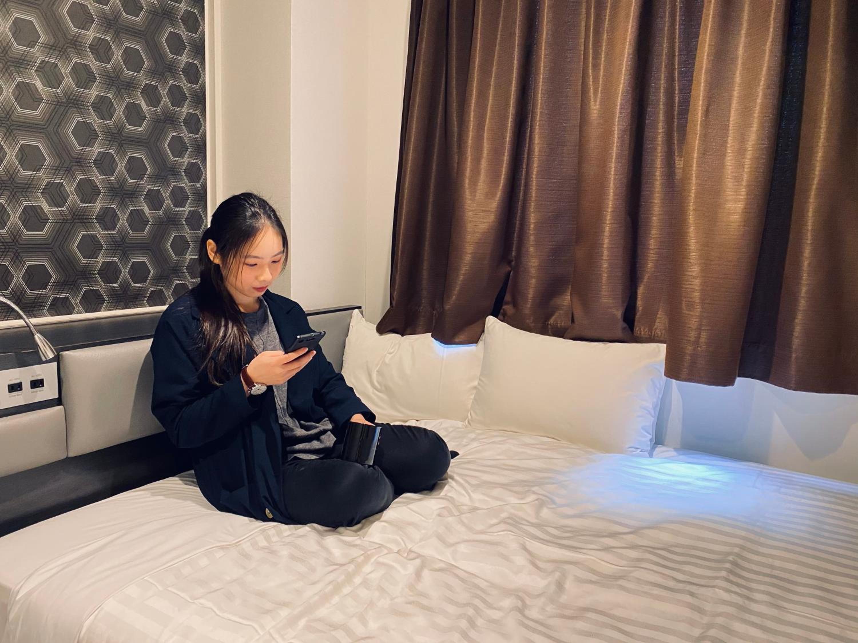 Double Room - Non-Smoking  - Photo 16