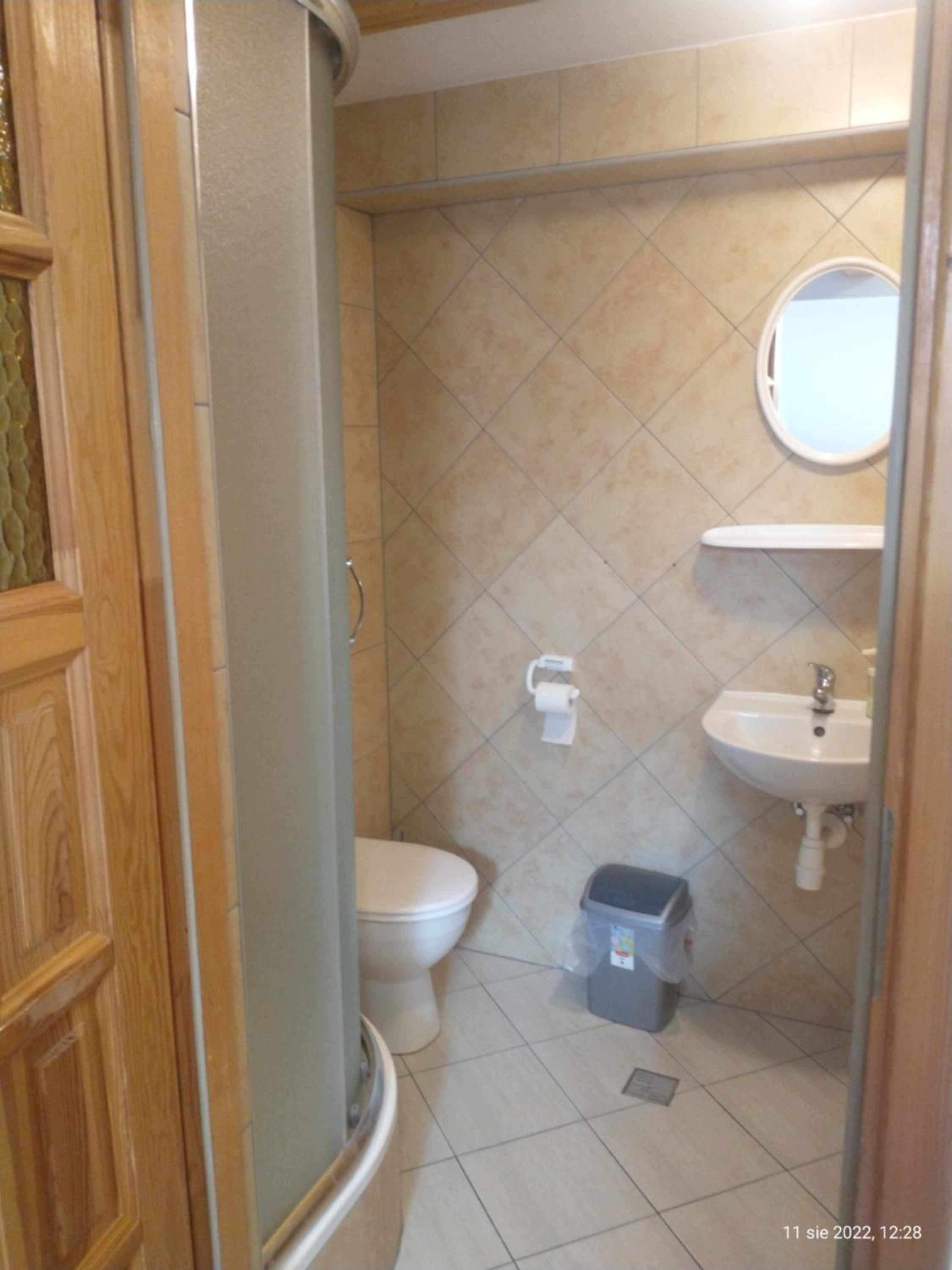 Quadruple Room - Photo 7
