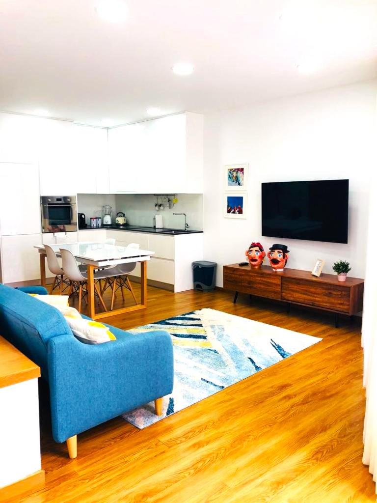One-Bedroom Apartment photo 1