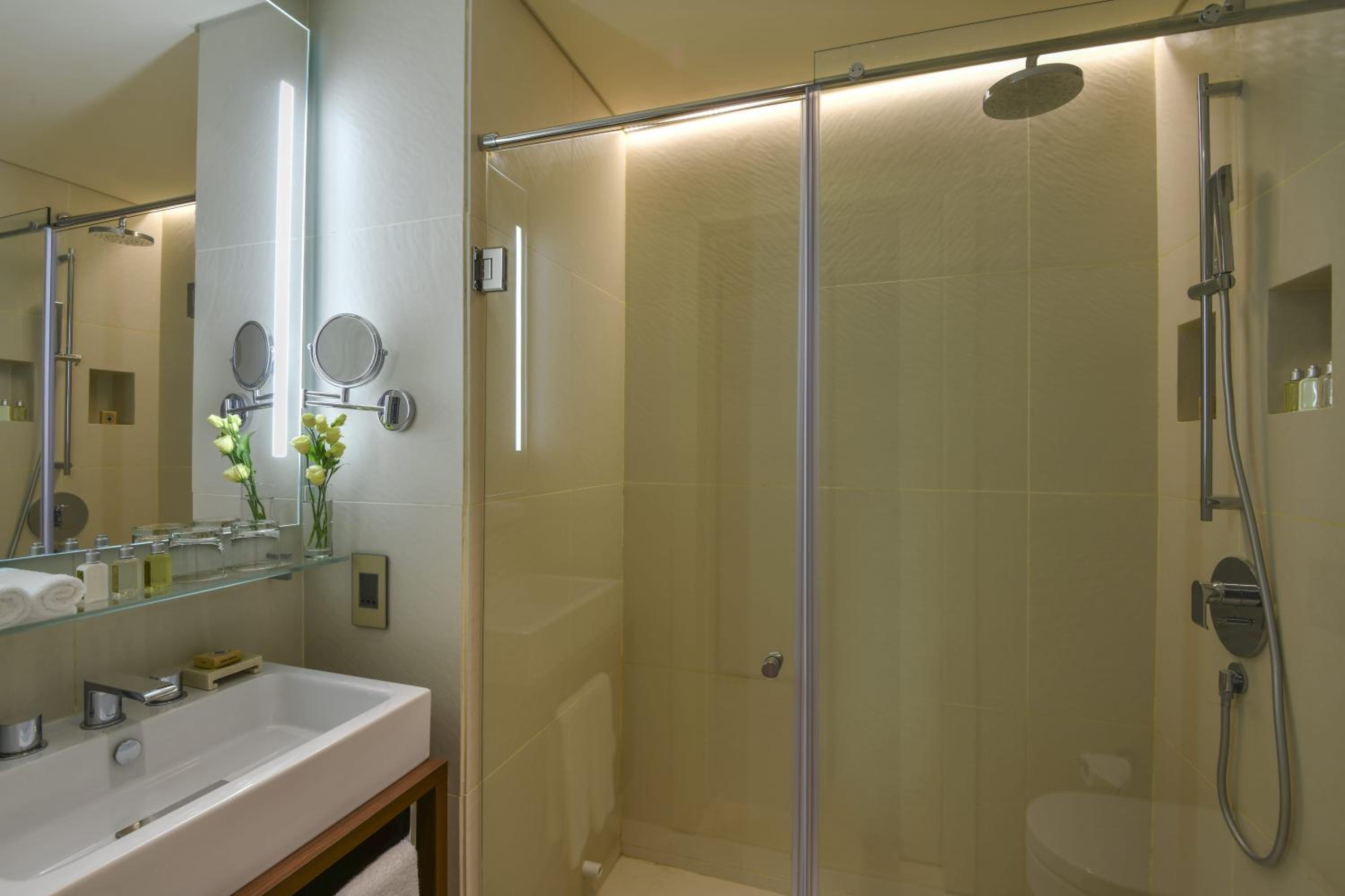 Premium Twin Room with Sea View photo 3