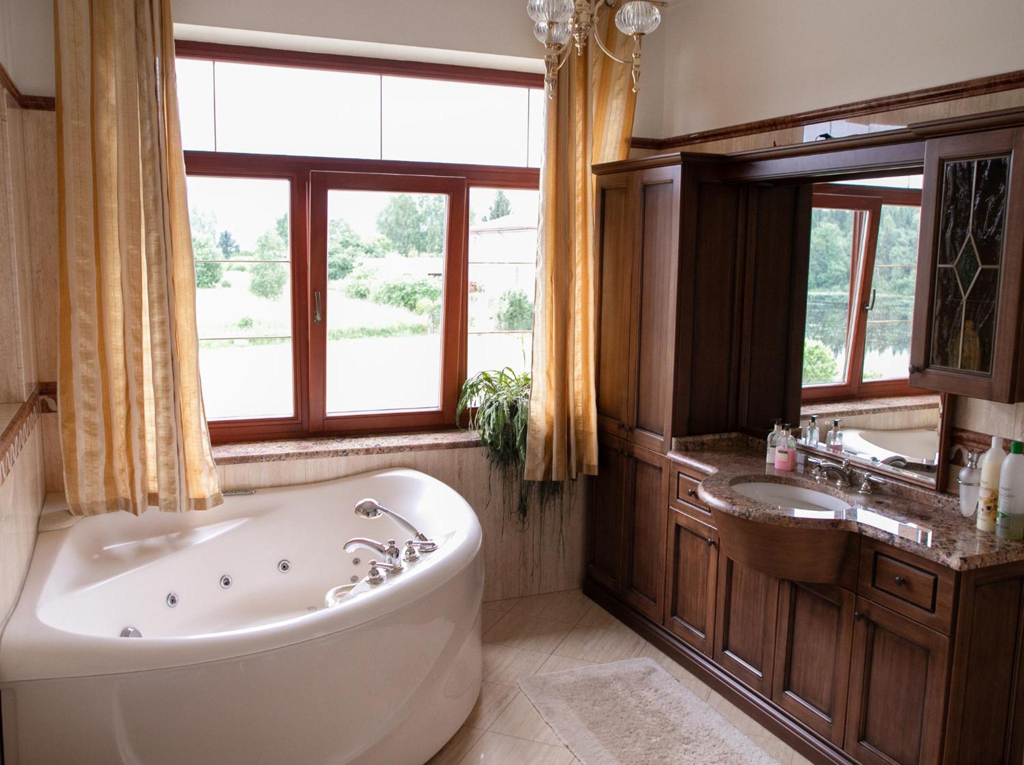 Double Room with Private External Bathroom photo 2