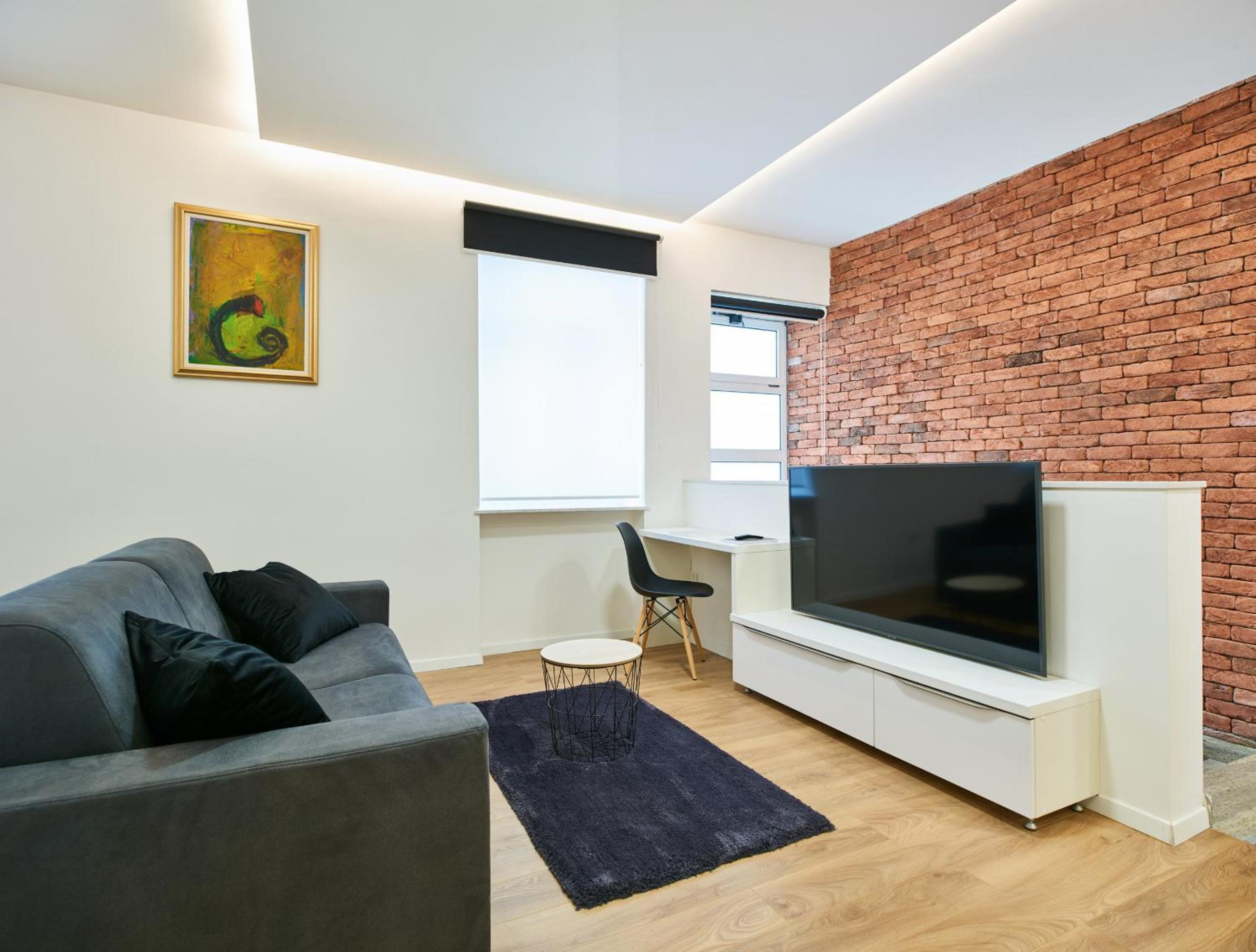 Superior Studio