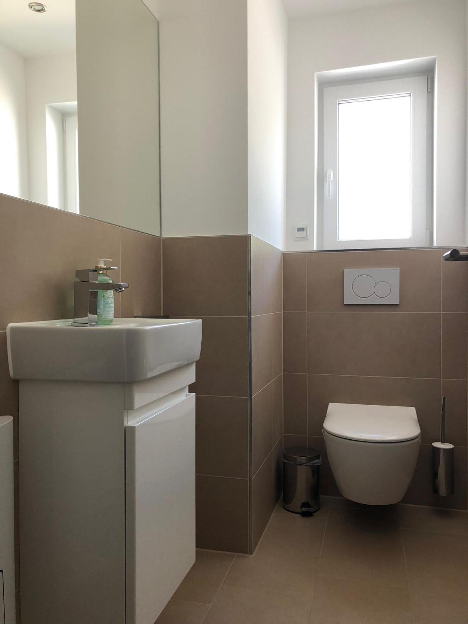 Apartment - Photo 8