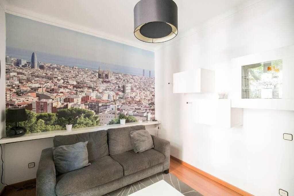 Apartamento con Balcón