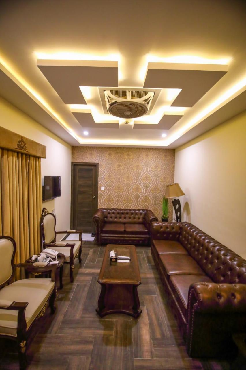 Executive Suite