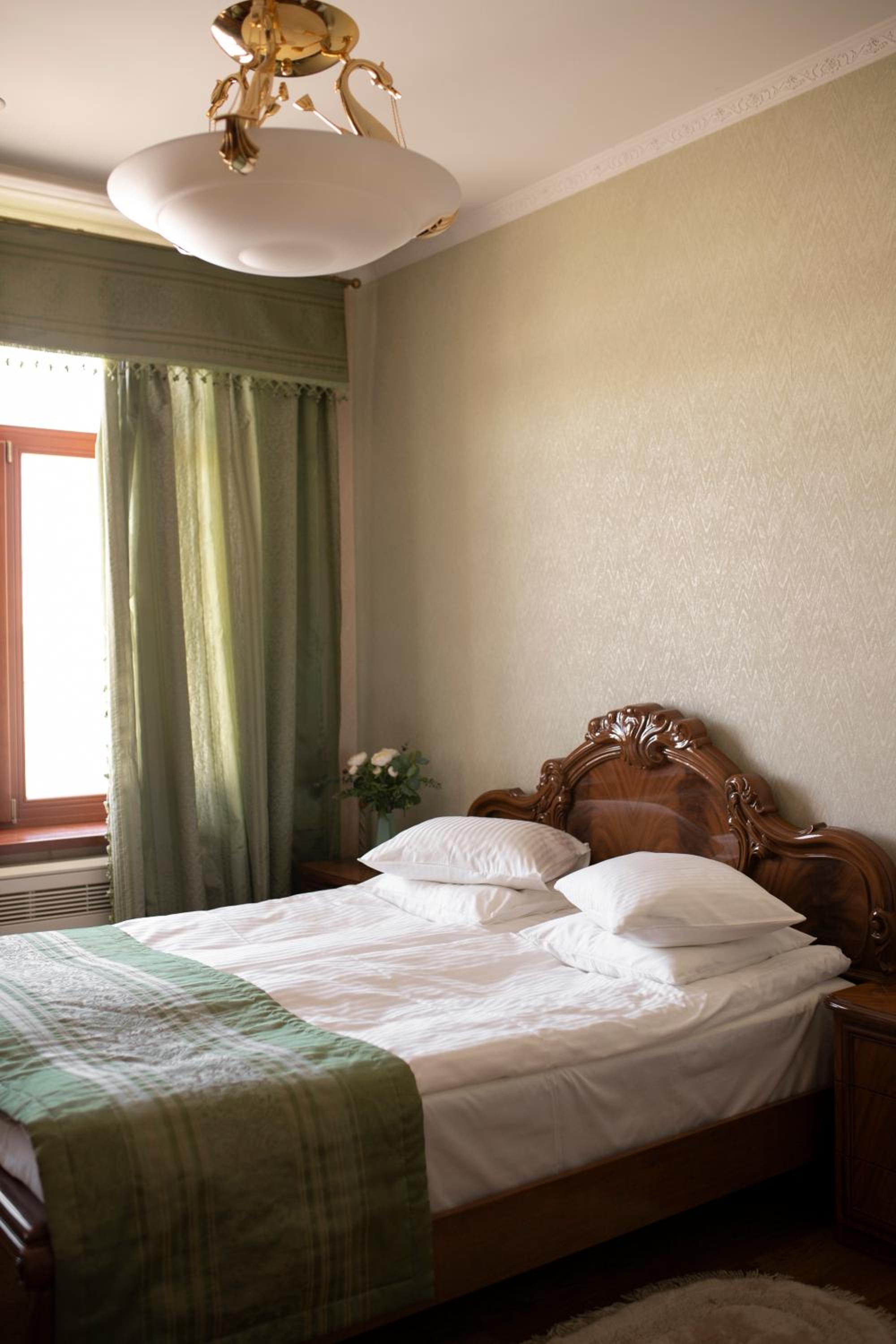 Double Room with Shared Bathroom