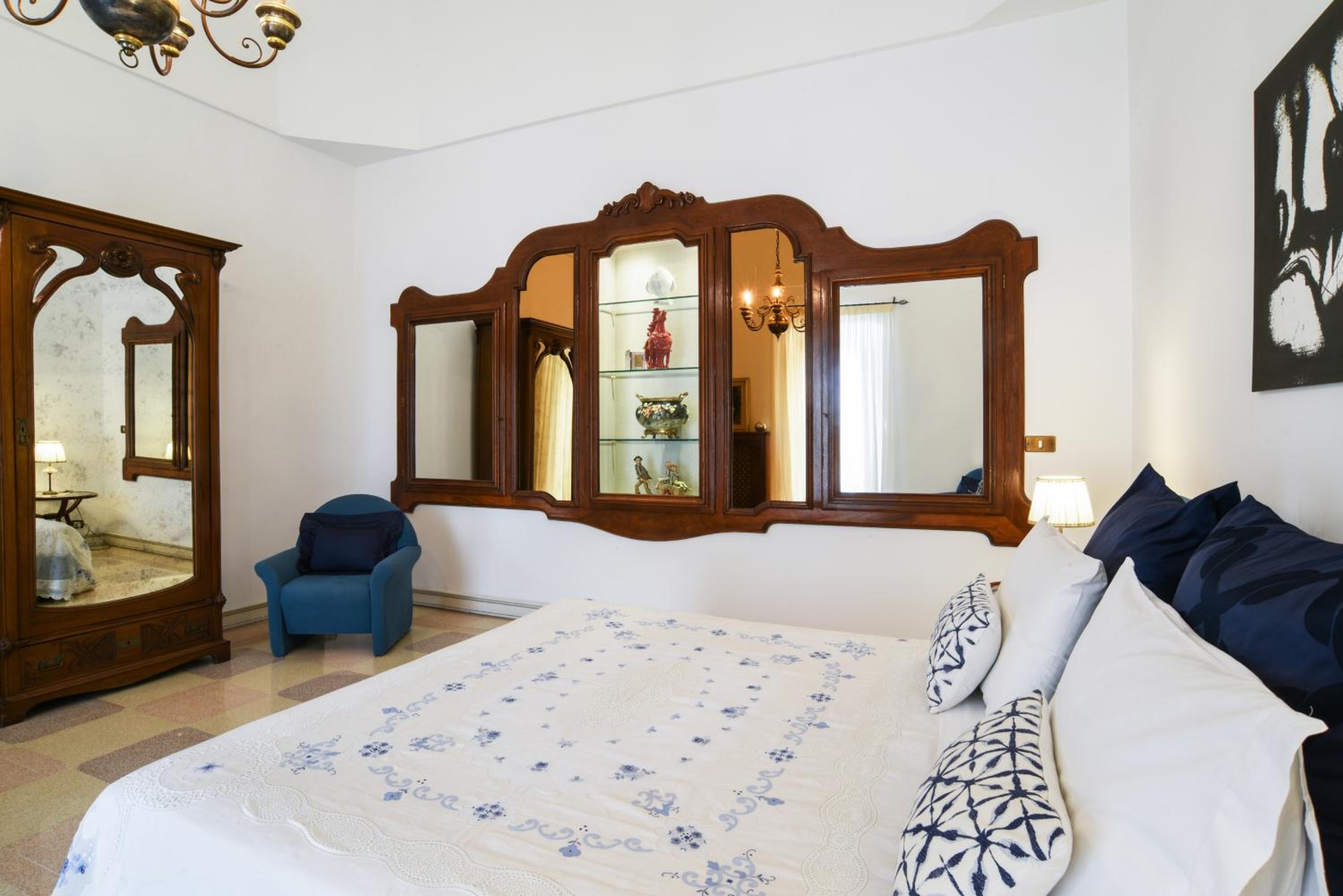 Superior Apartment photo 3