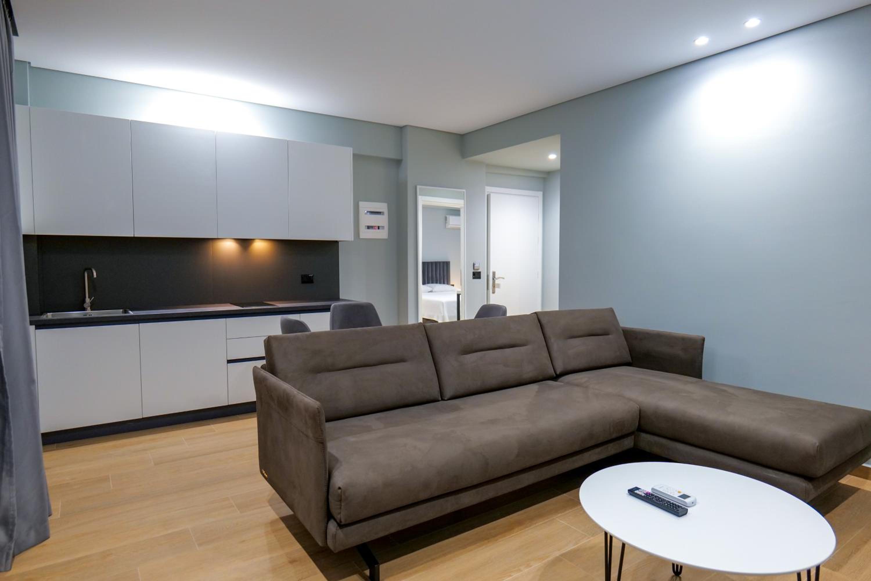 One-Bedroom Apartment with Side Sea View photo 1