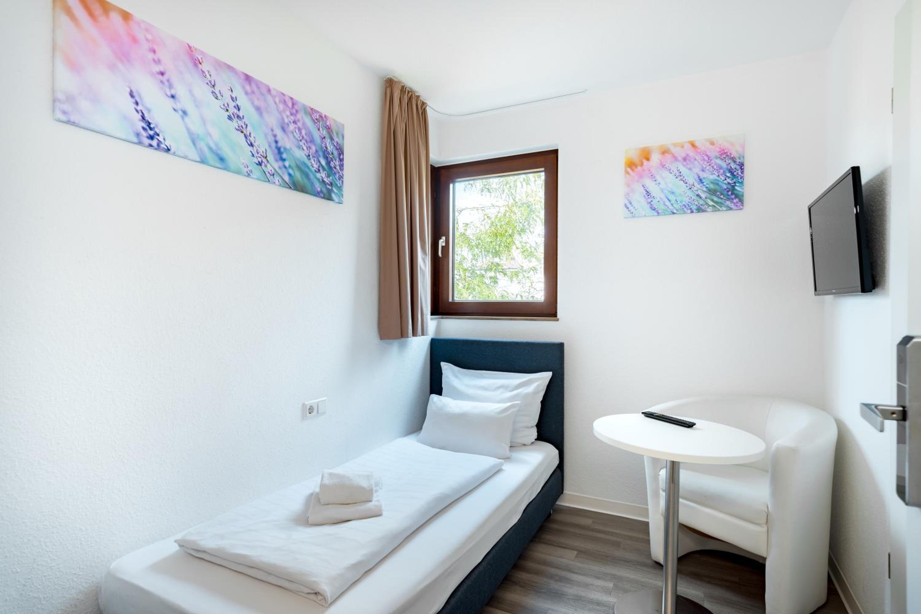 Hotel Garni am Olgaeck Stuttgart - Photo 4