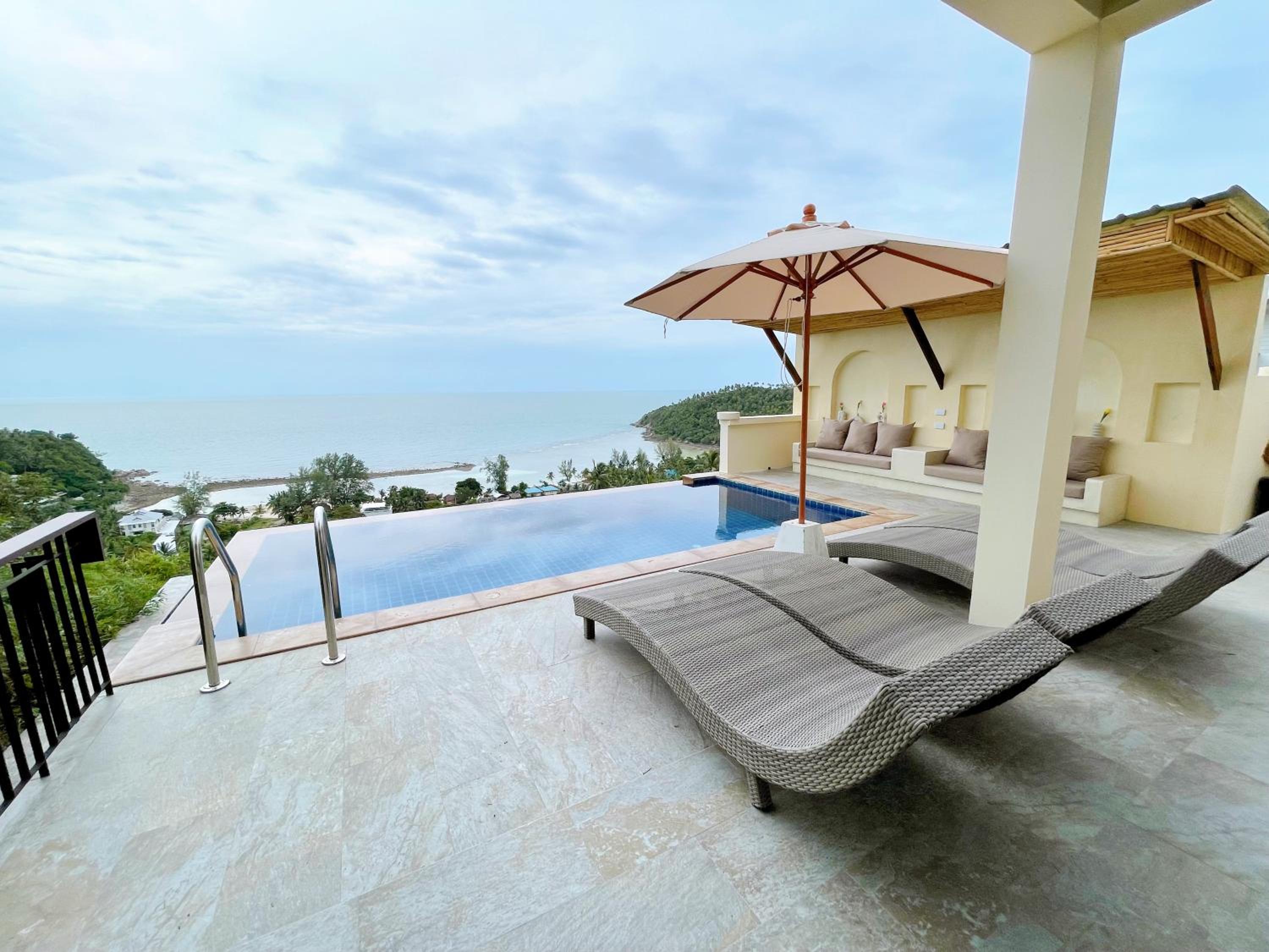 Villa with Sea View - Photo 14