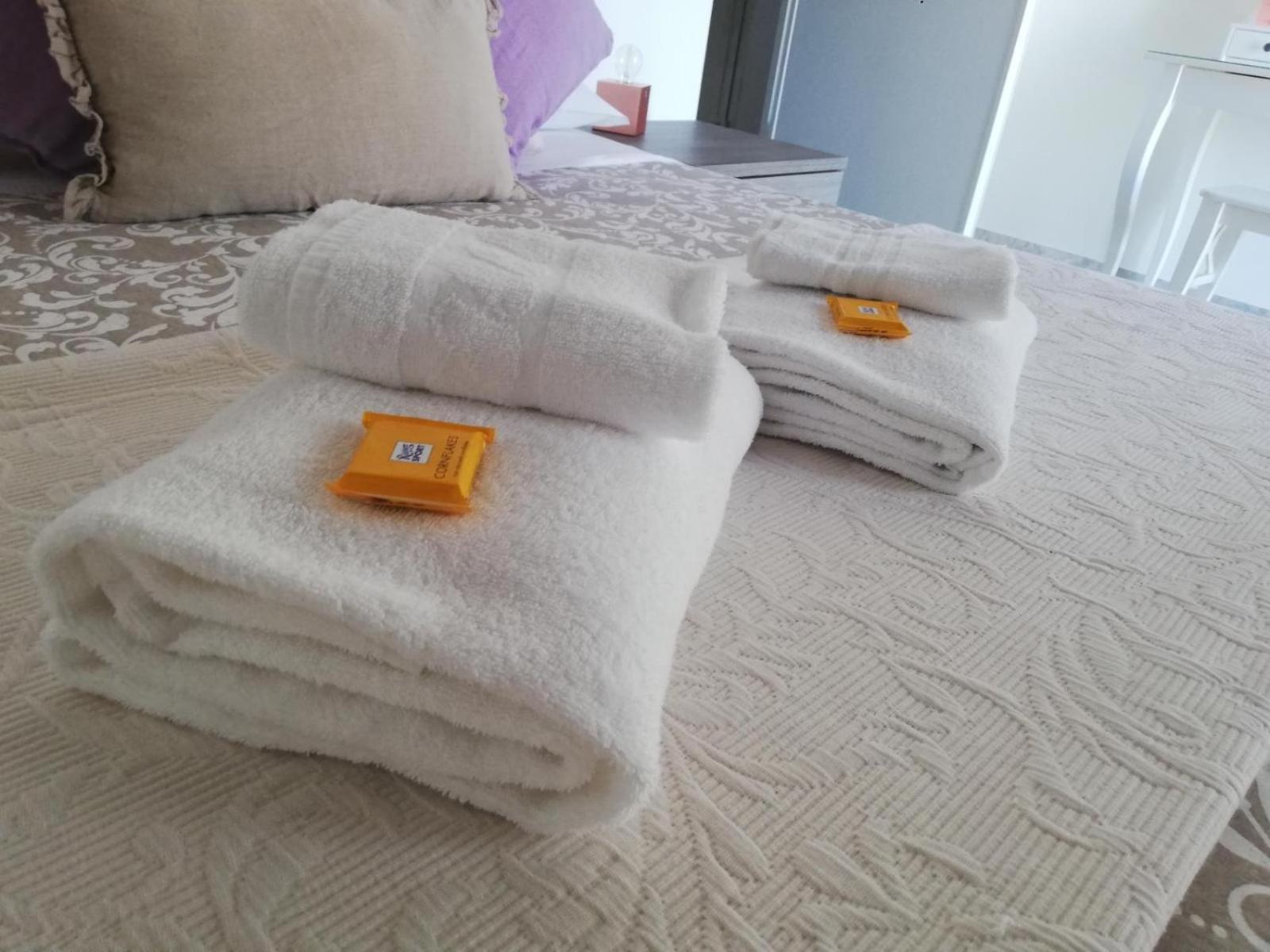 Double Room with Private External Bathroom photo 1