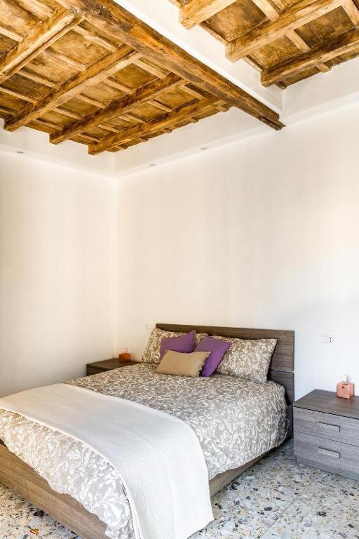 Double Room with Private External Bathroom photo 3