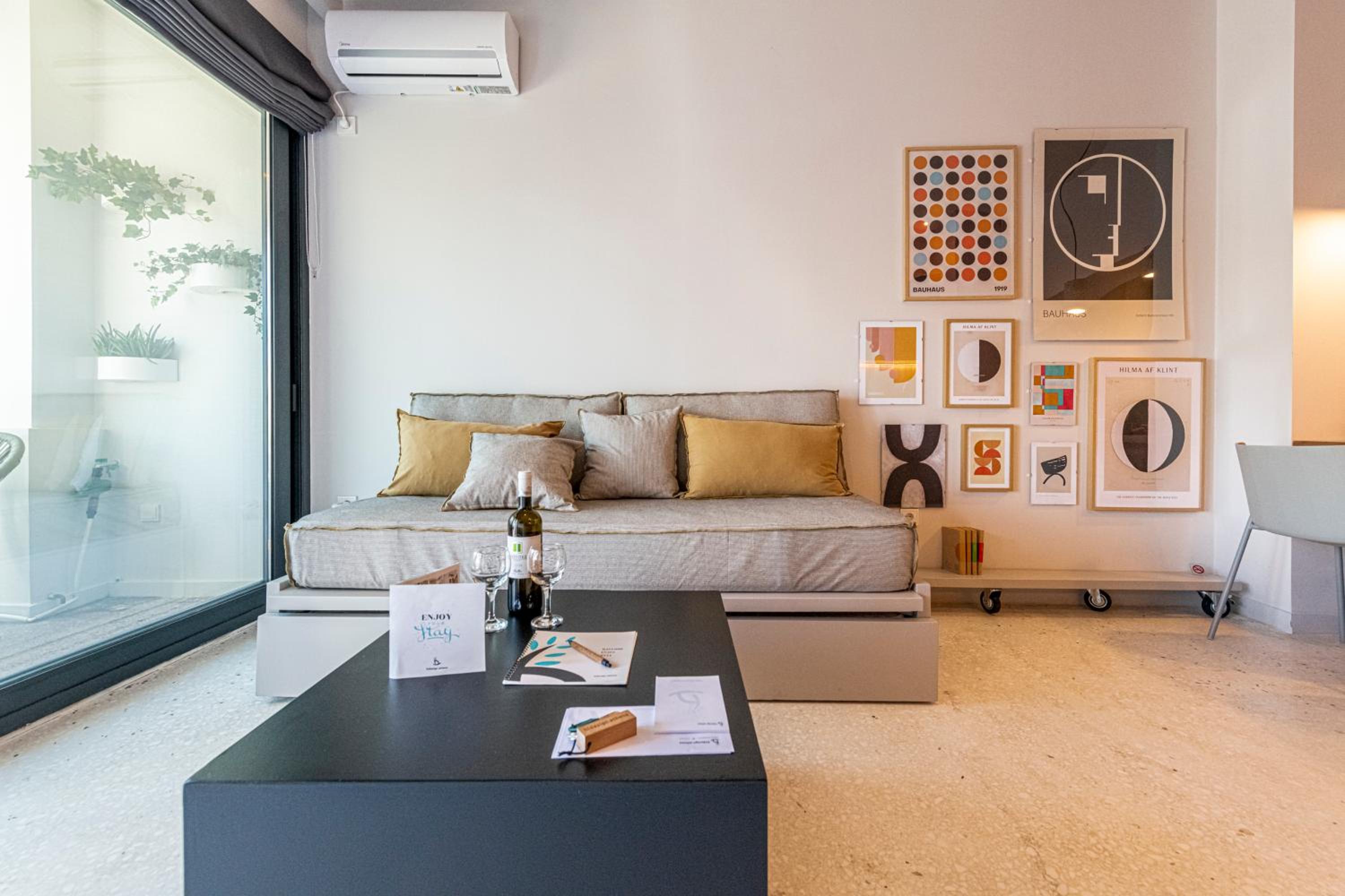 Apartment with Balcony & View