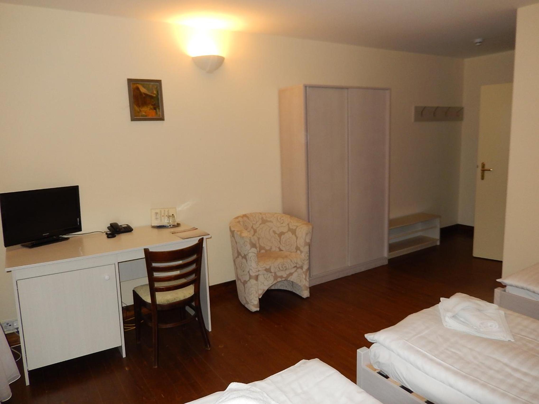 Triple Room with Terrace