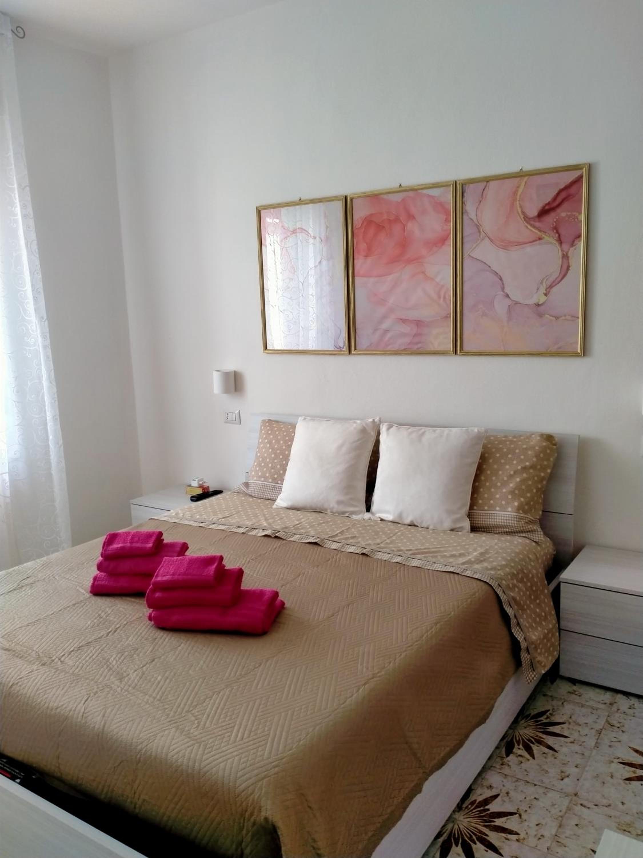 Double Room with Private Bathroom photo 1