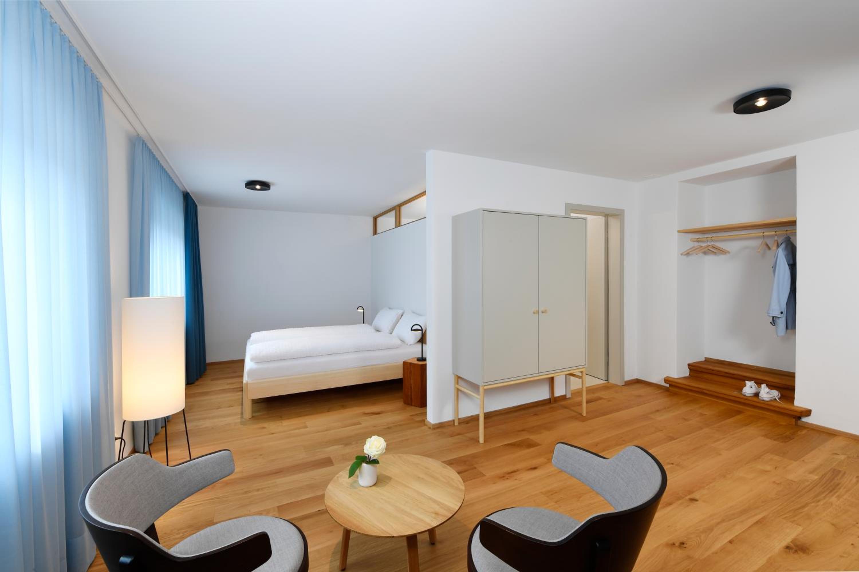 Deluxe Double Room with Balcony - Photo 1