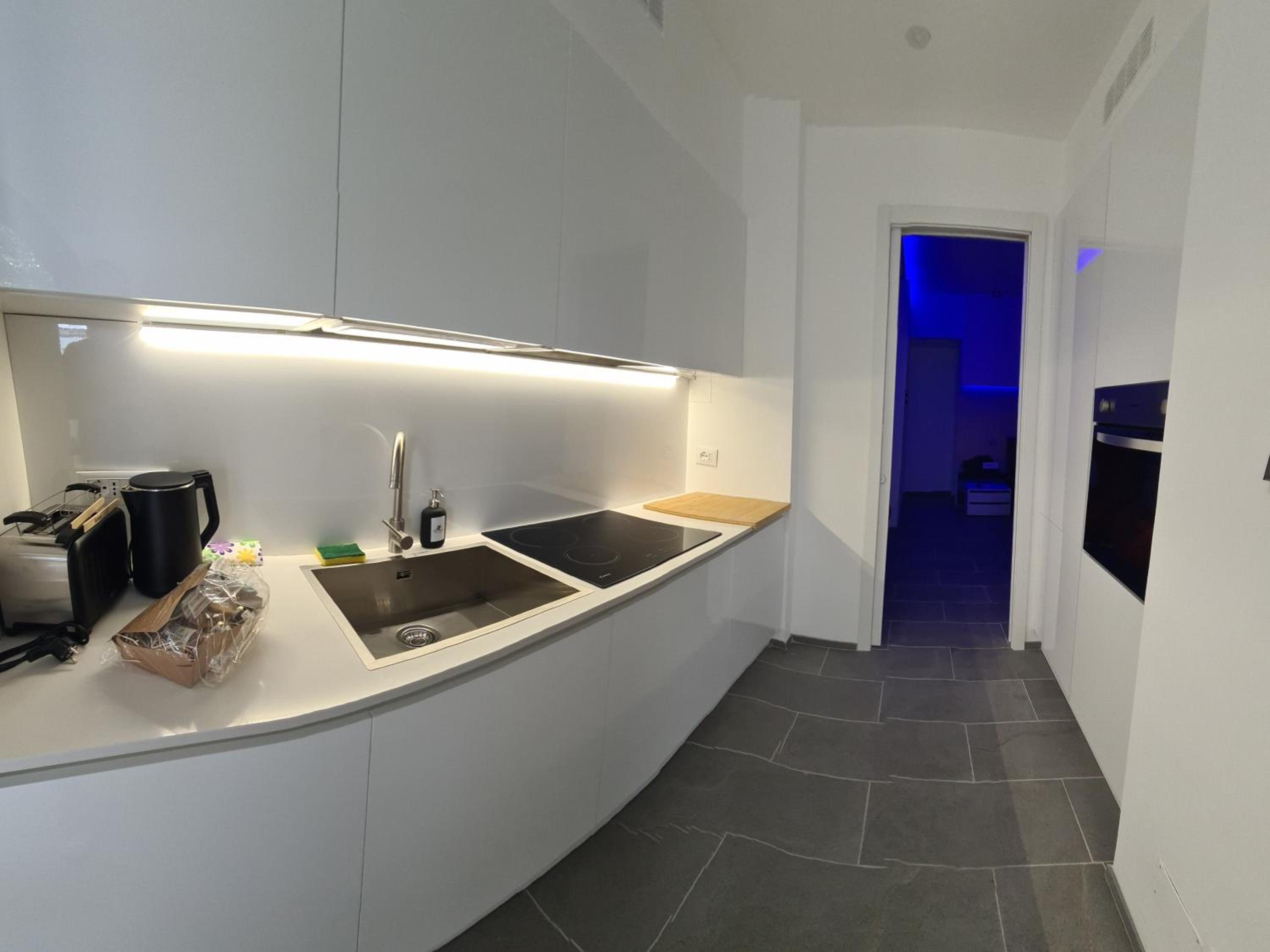 Suite with Hot Tub photo 3