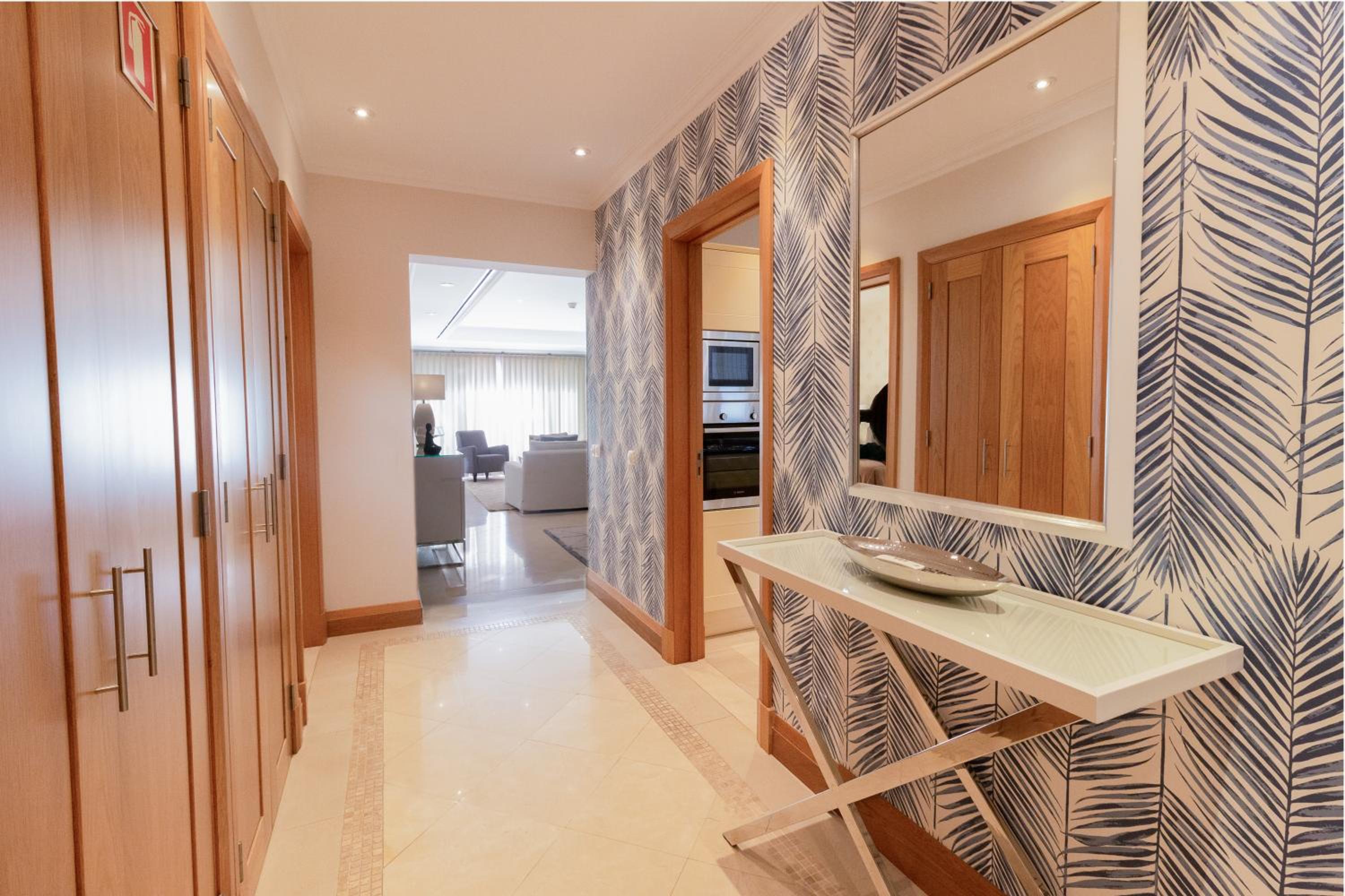 Appartement 2 Chambres avec Bain à Remous - Vue sur Mer