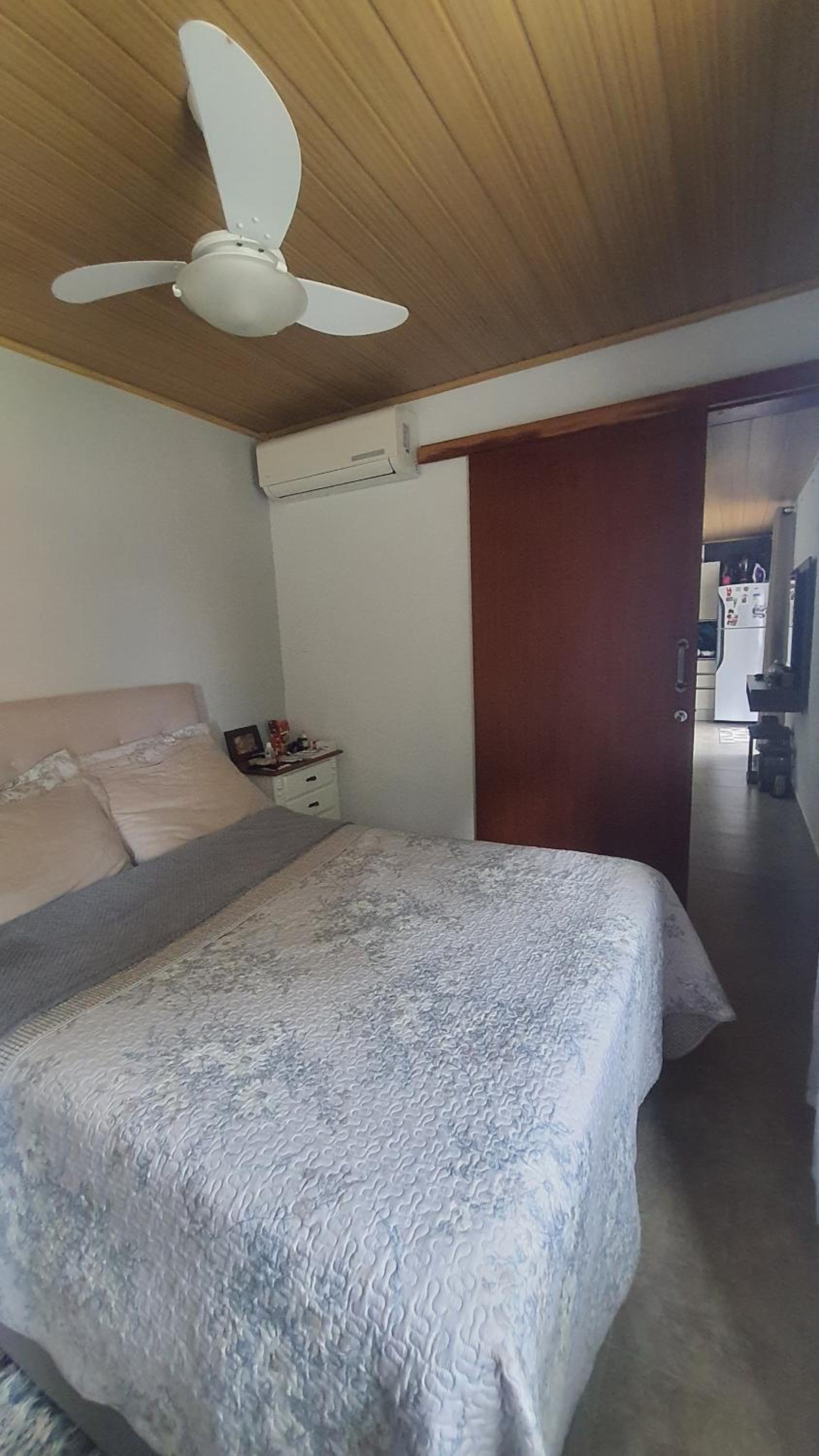 一卧室房屋