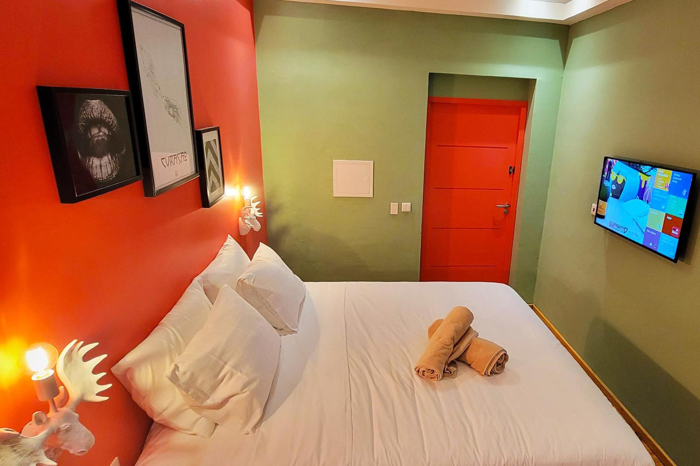 Standard King Room - Photo 4