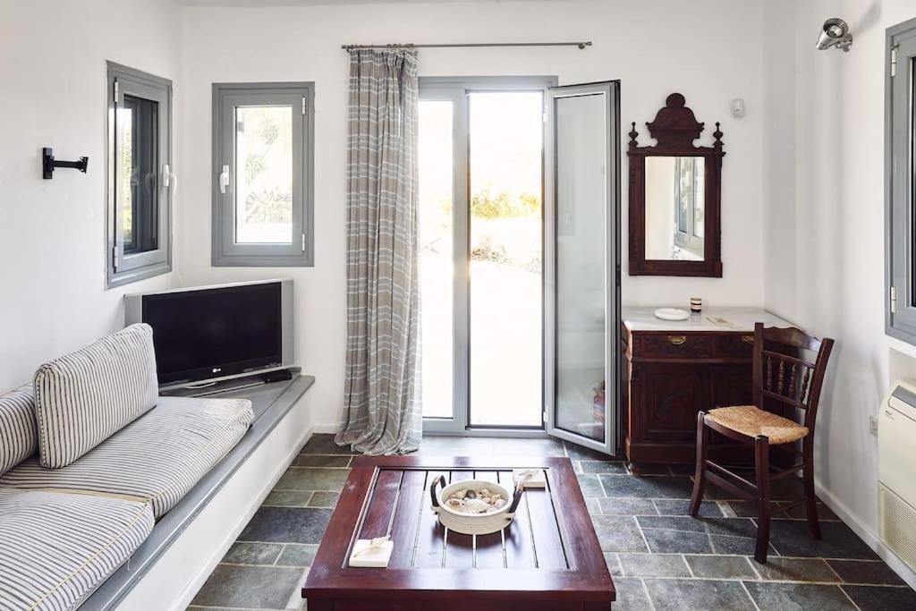 Villa photo 1