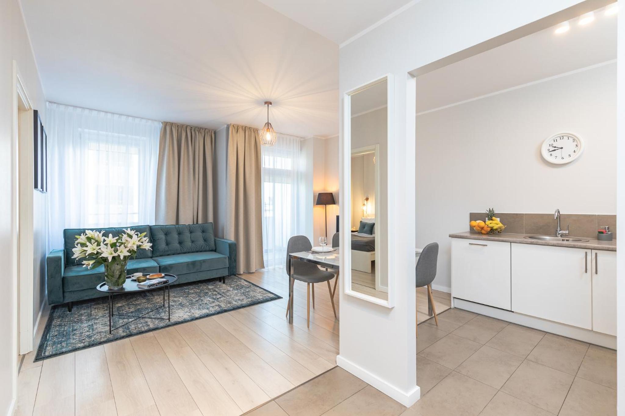 One-Bedroom Apartment - Photo 3