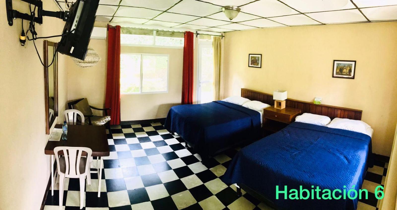 Standard Double Room With Two Double Beds photo 3