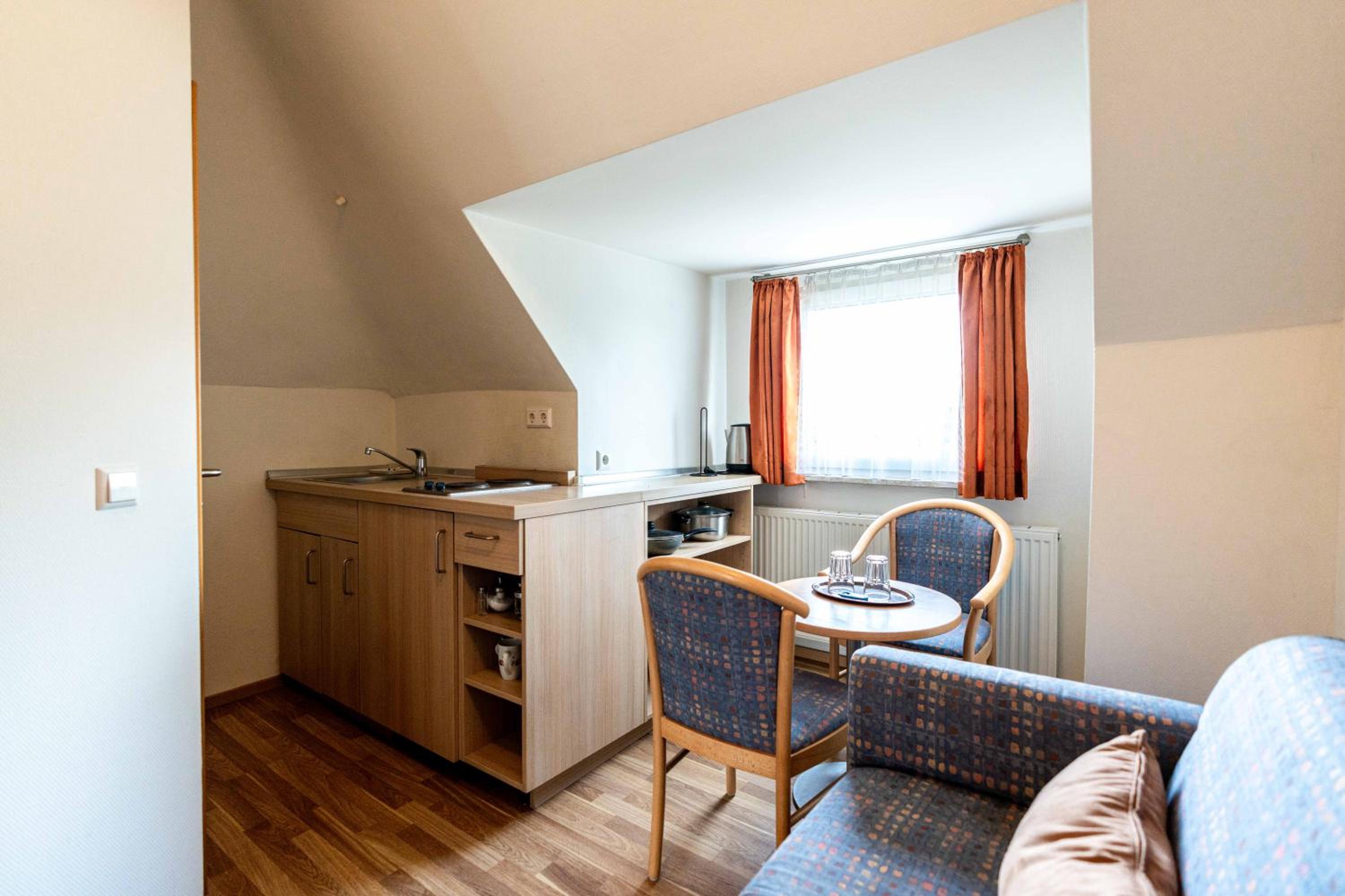 Double Room with Kitchenette photo 2