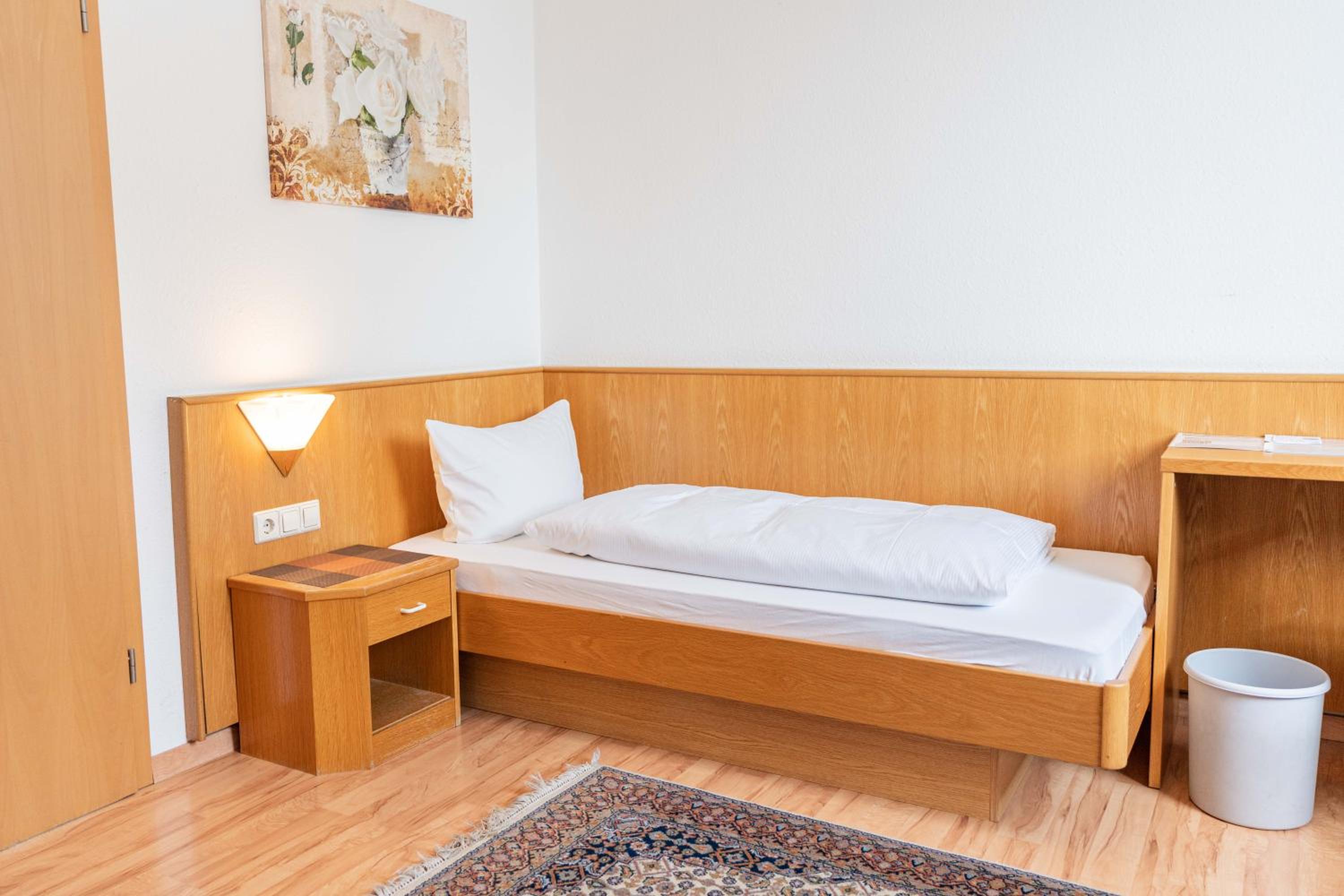 Standard Single Room photo 2