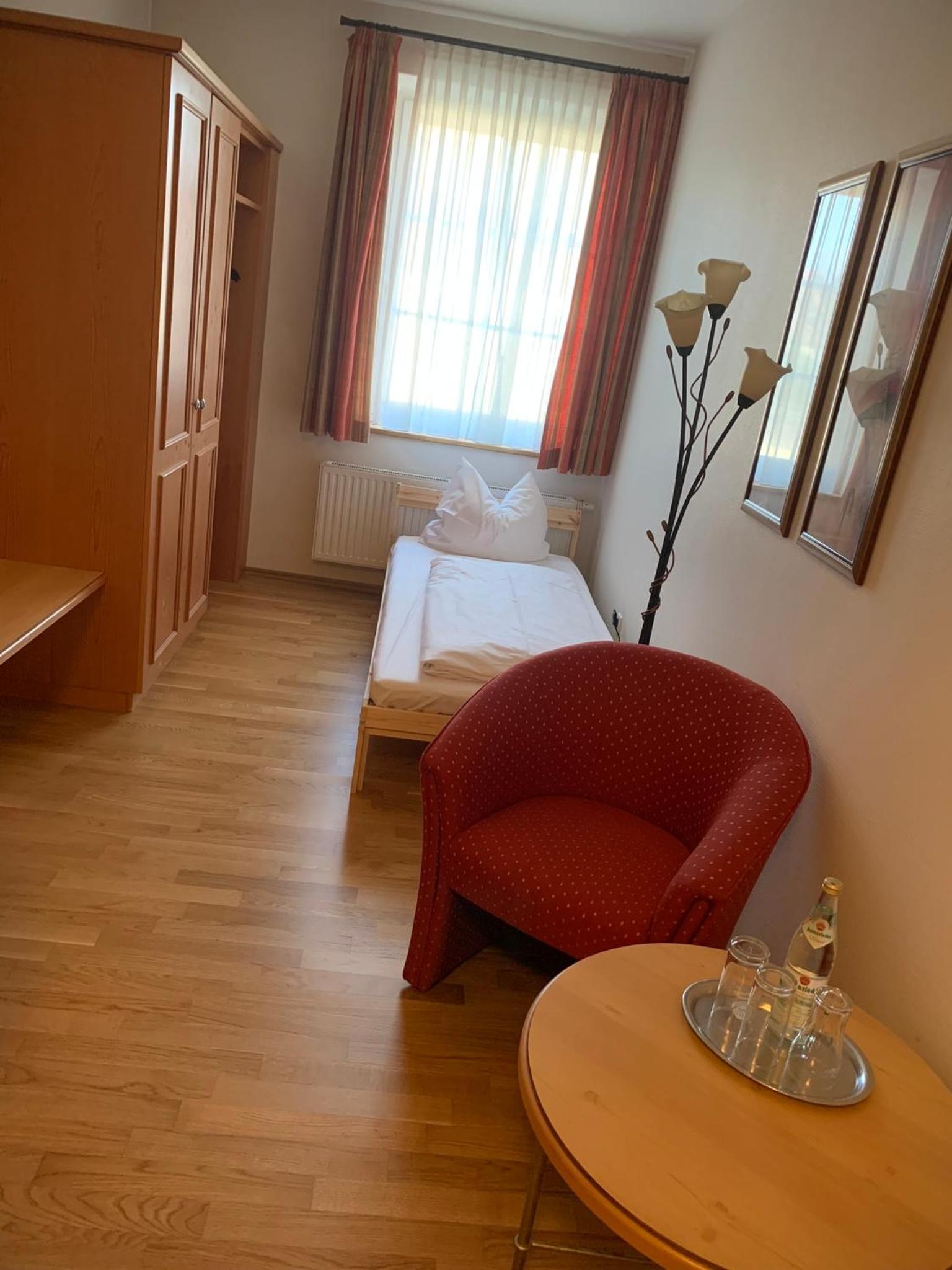 Comfort Triple Room - Photo 4