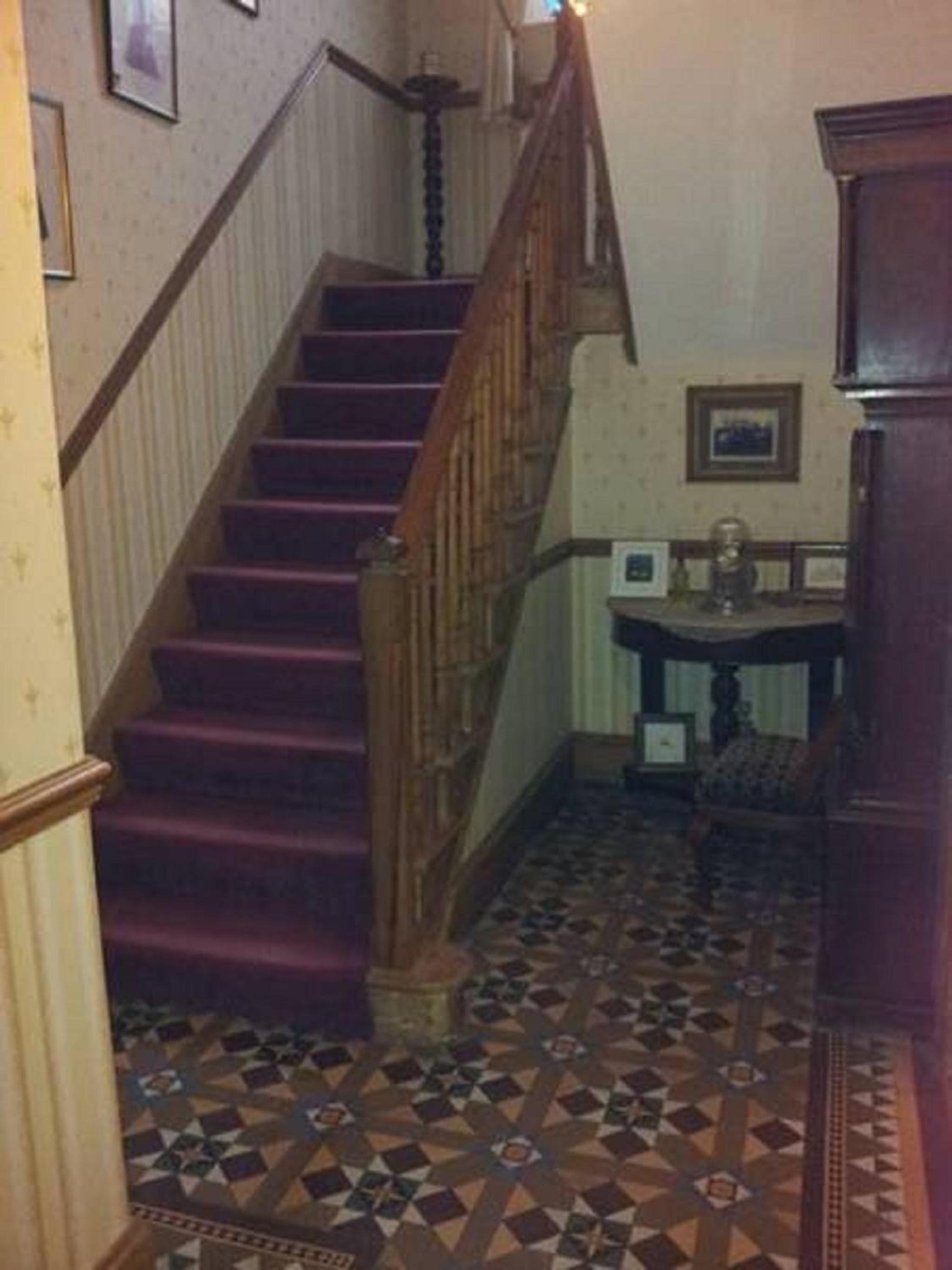 Large Double or Twin Room photo 2
