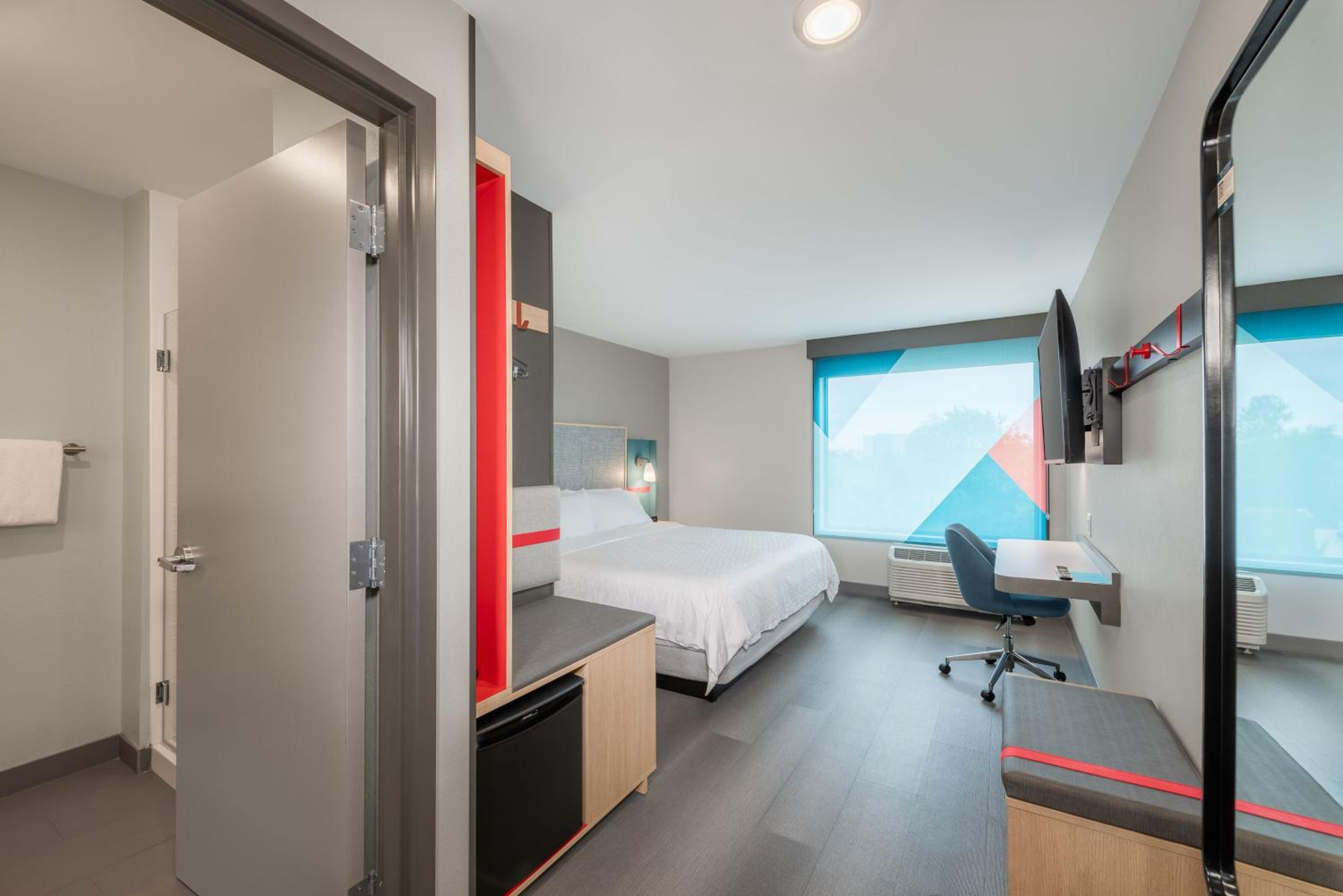 Standard King Room - Communications Accessible - Photo 3
