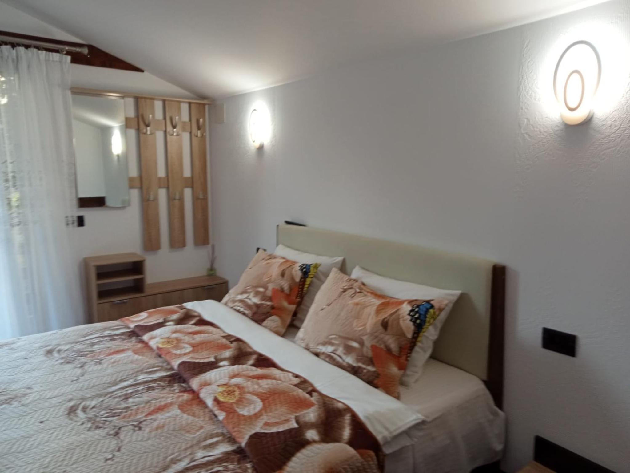 Double Room - Photo 3