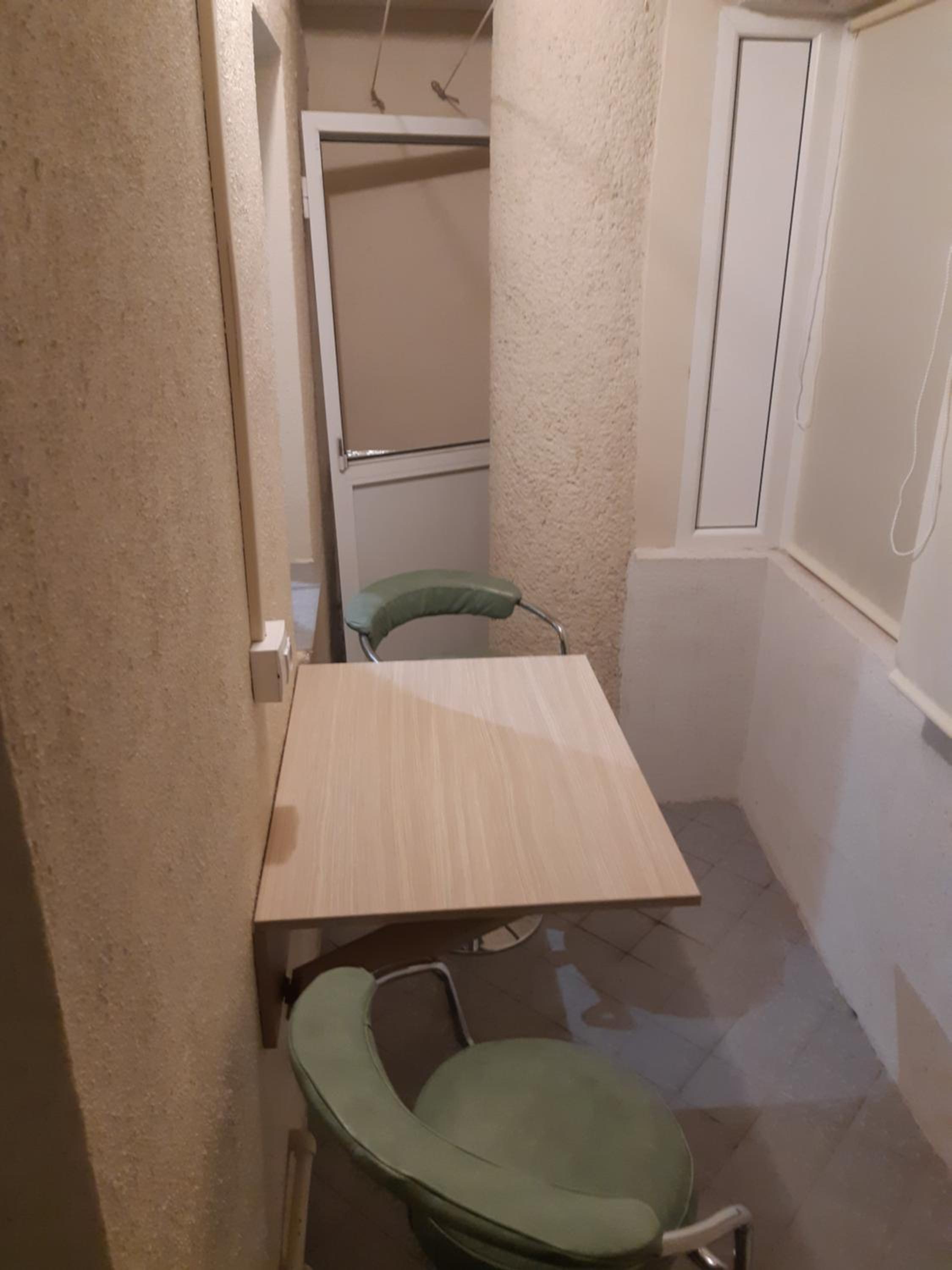 One-Bedroom Apartment - Photo 12