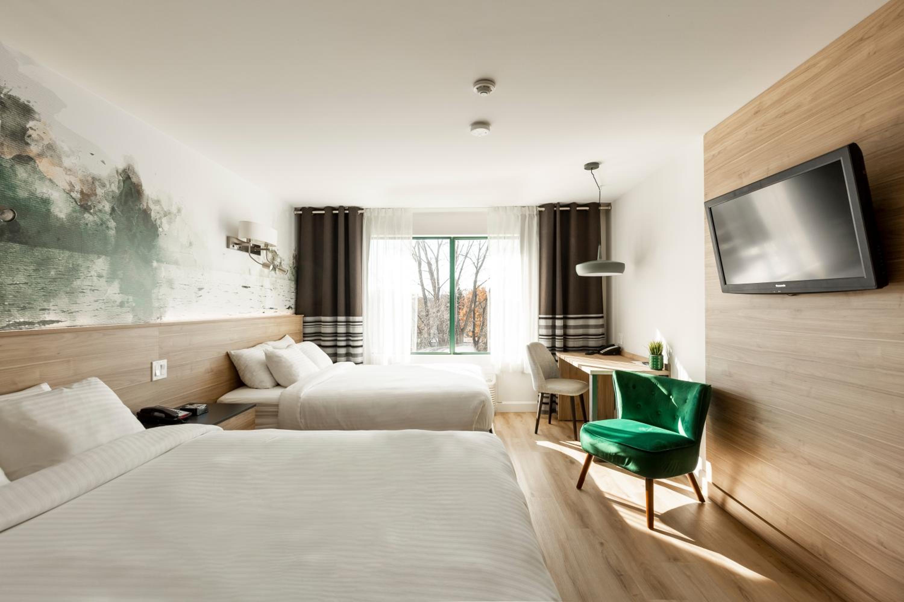 Comfort Room with Two Queen Beds photo 1