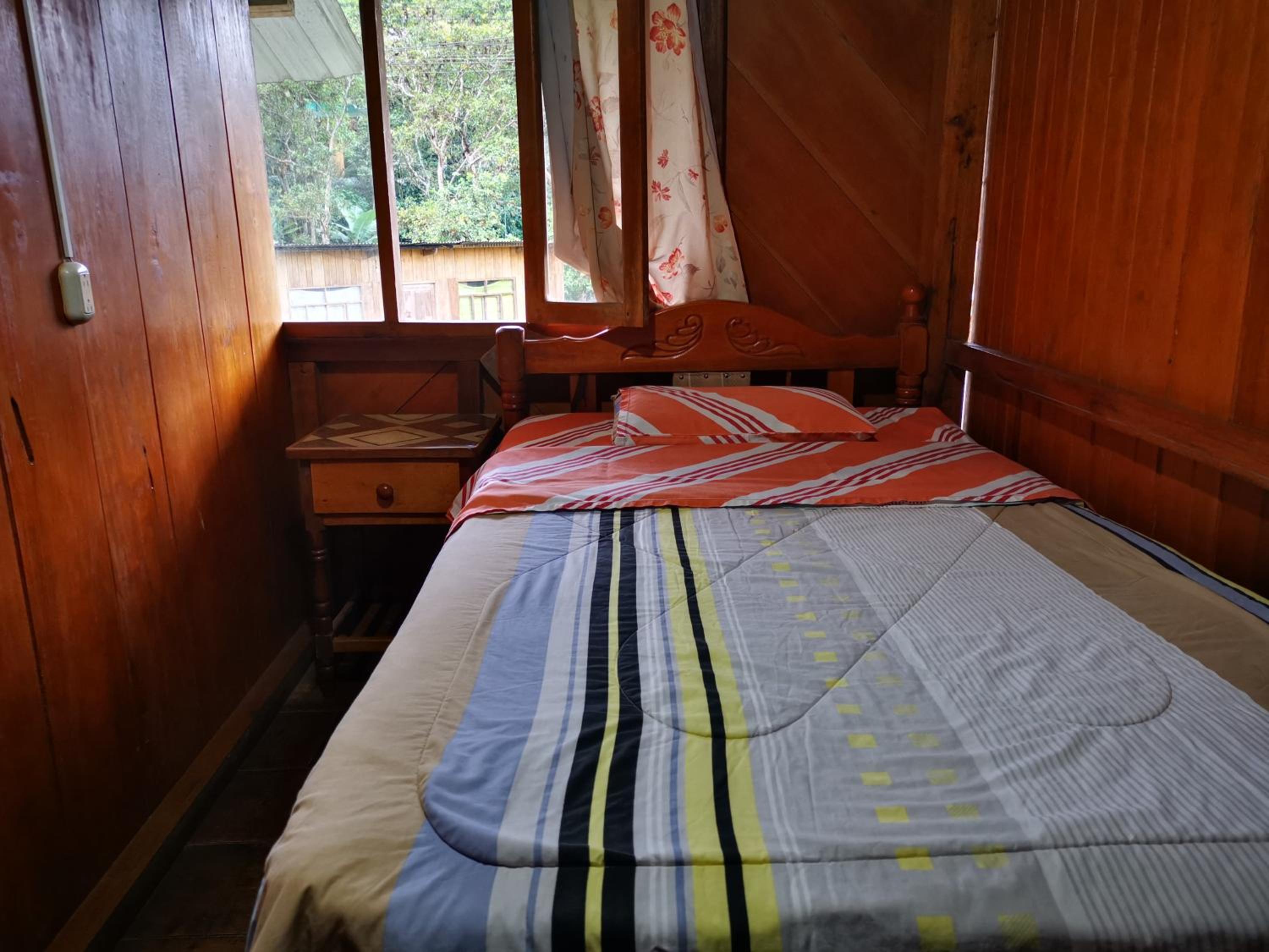 Standard Single Room with Shared Bathroom photo 1