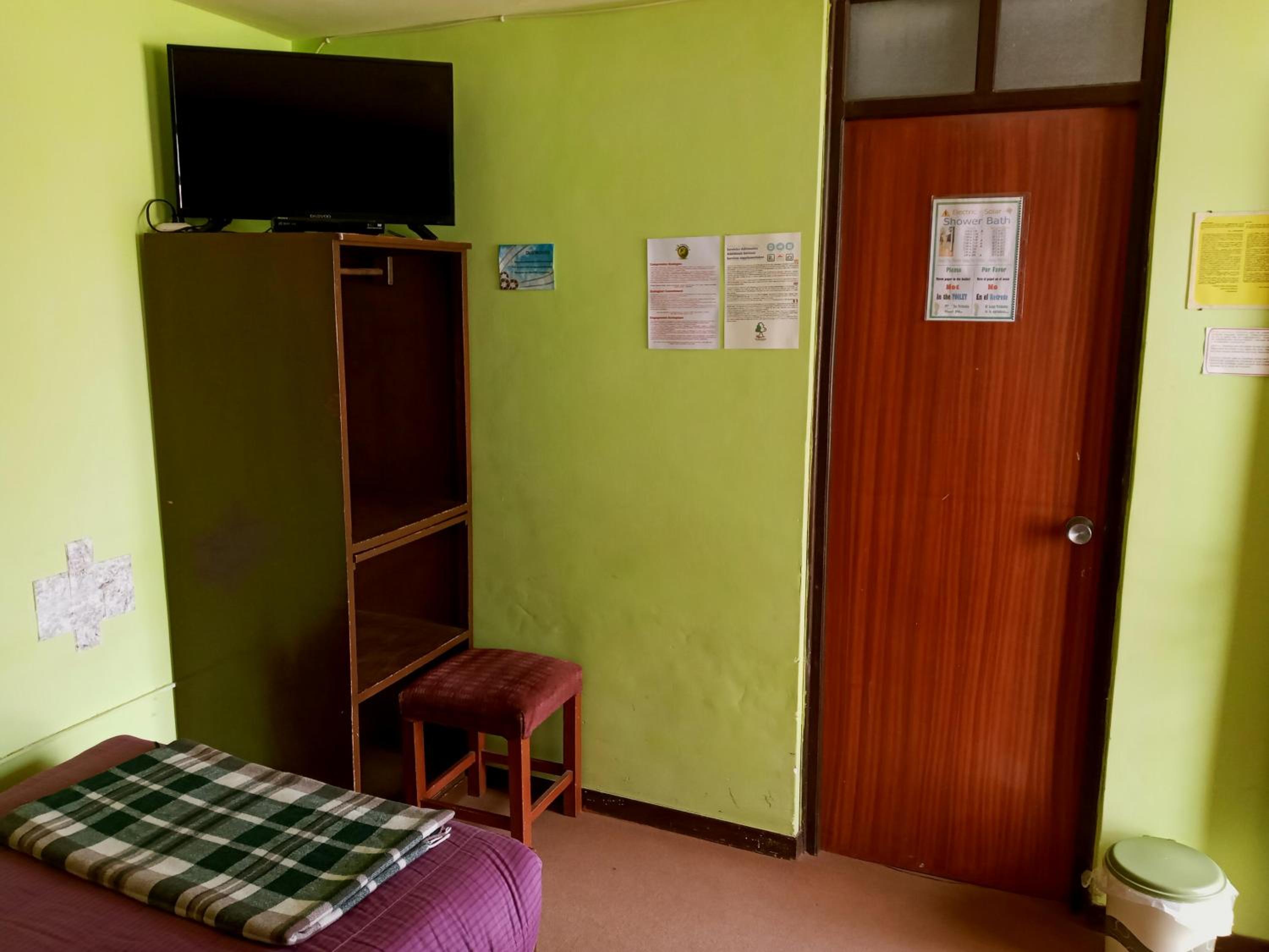Standard Twin Room with Garden View photo 3