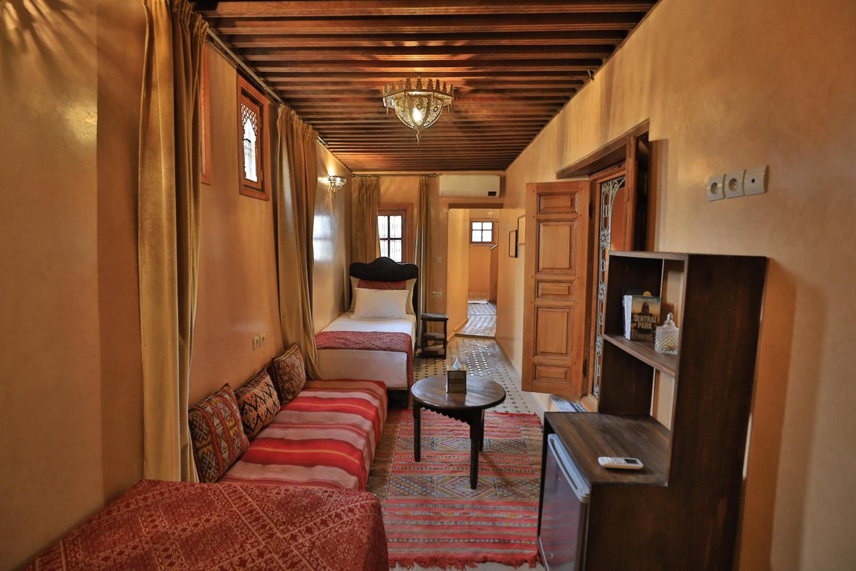 Twin Room - Photo 2