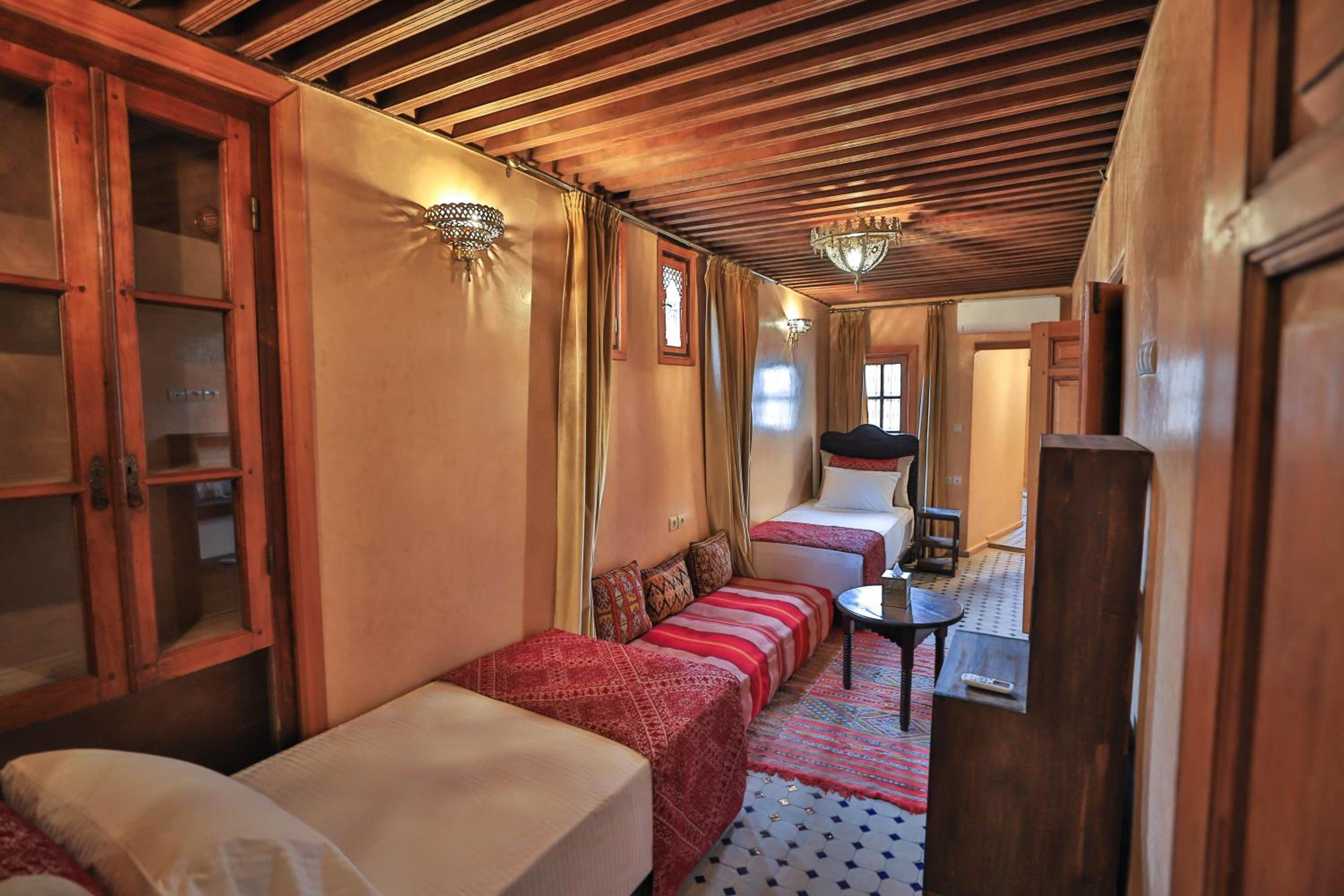Twin Room - Photo 3