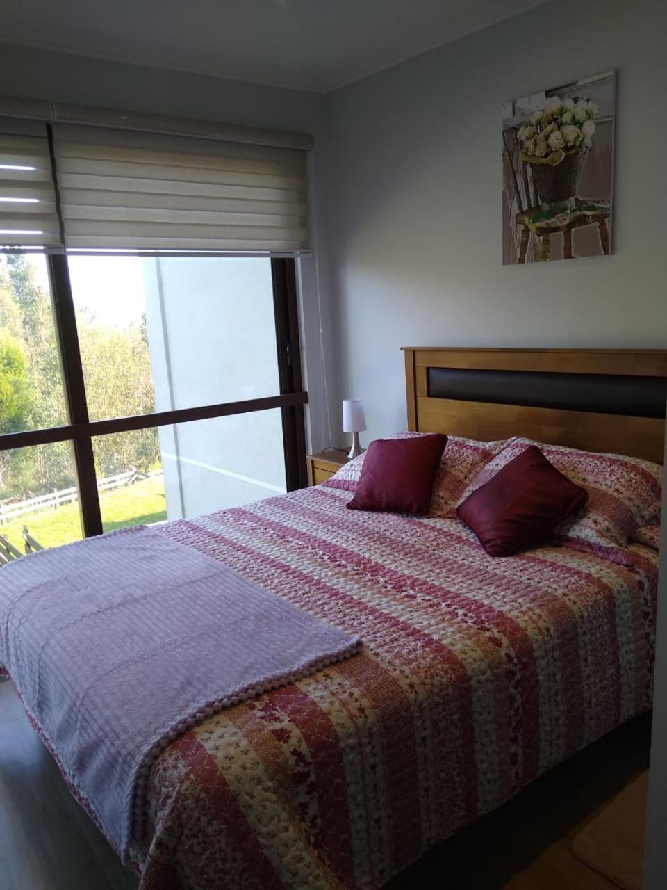 Three-Bedroom House photo 2