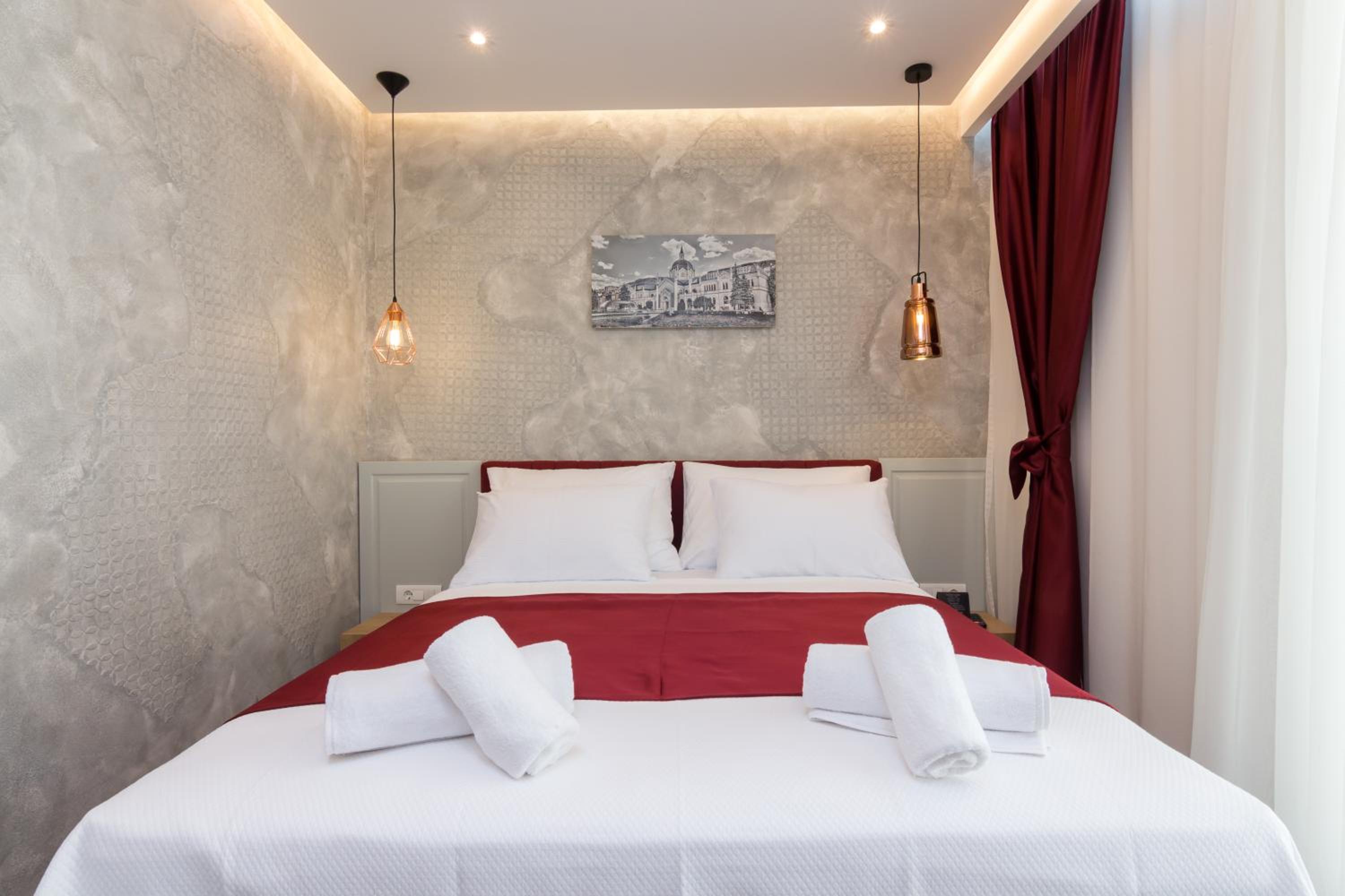 One-bedroom Apartment with sofa bed and outdoor parking
