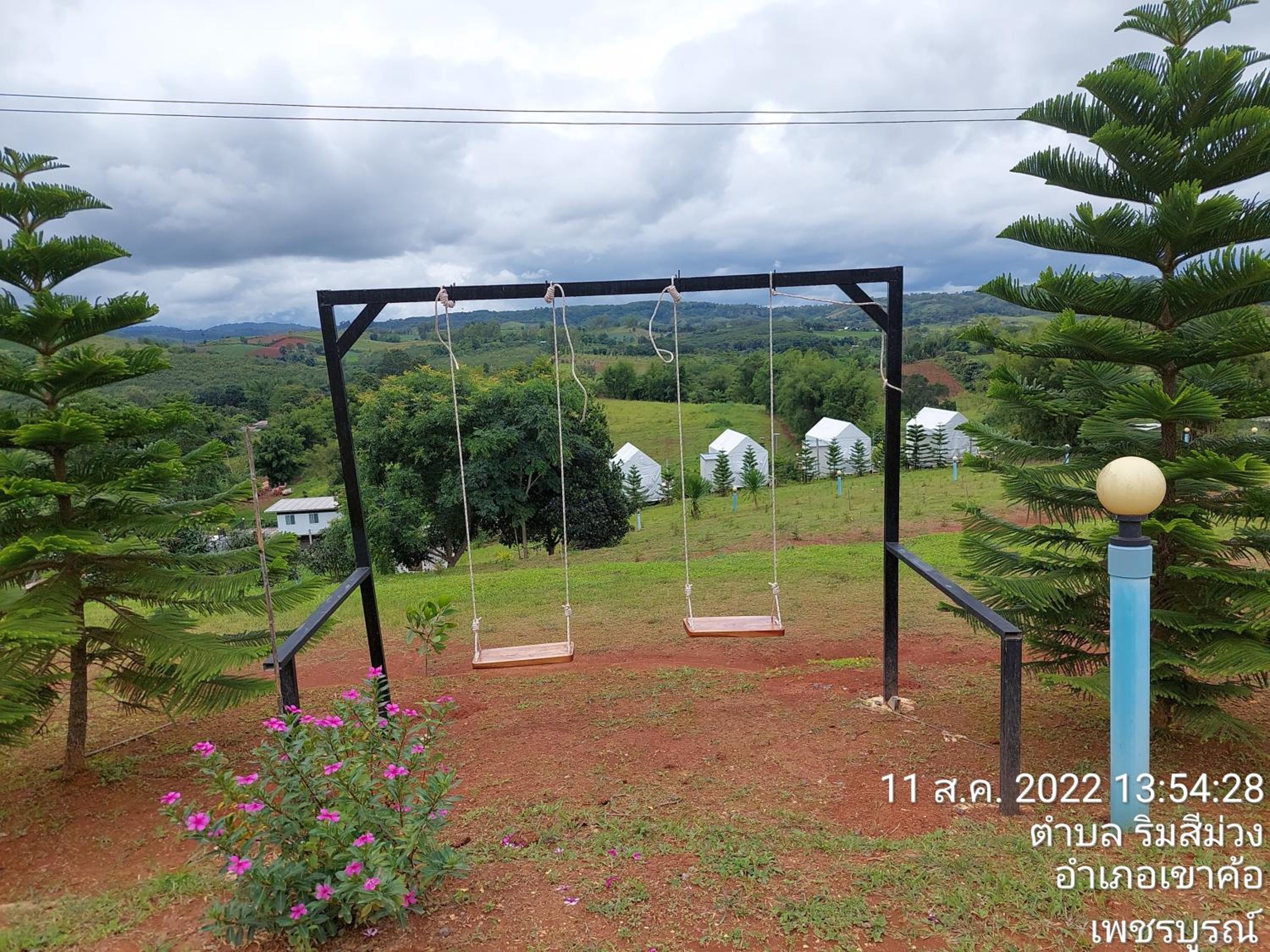 Family Room with Mountain View - Photo 37