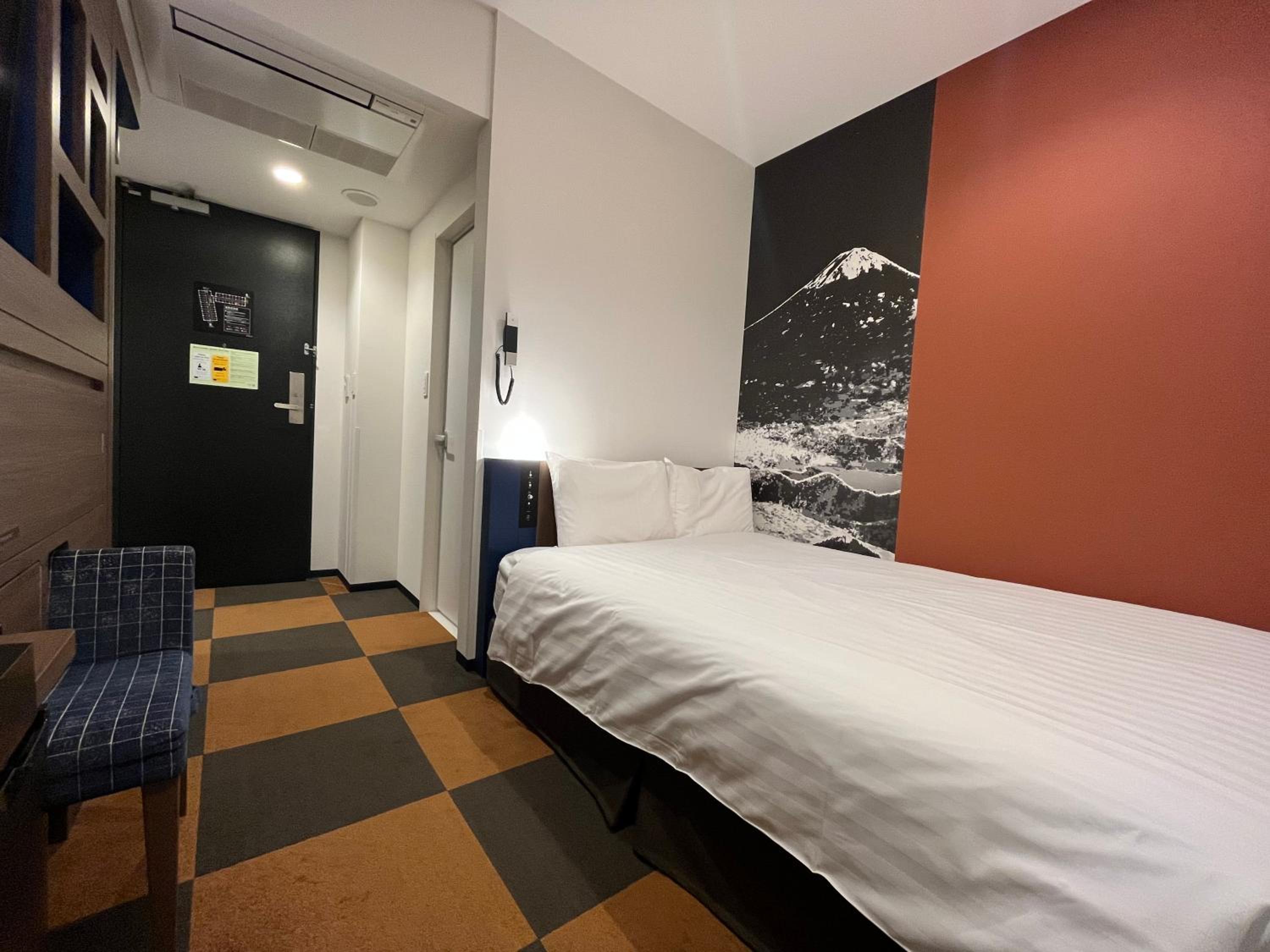 Room Selected at Check-In - Non-Smoking photo 3