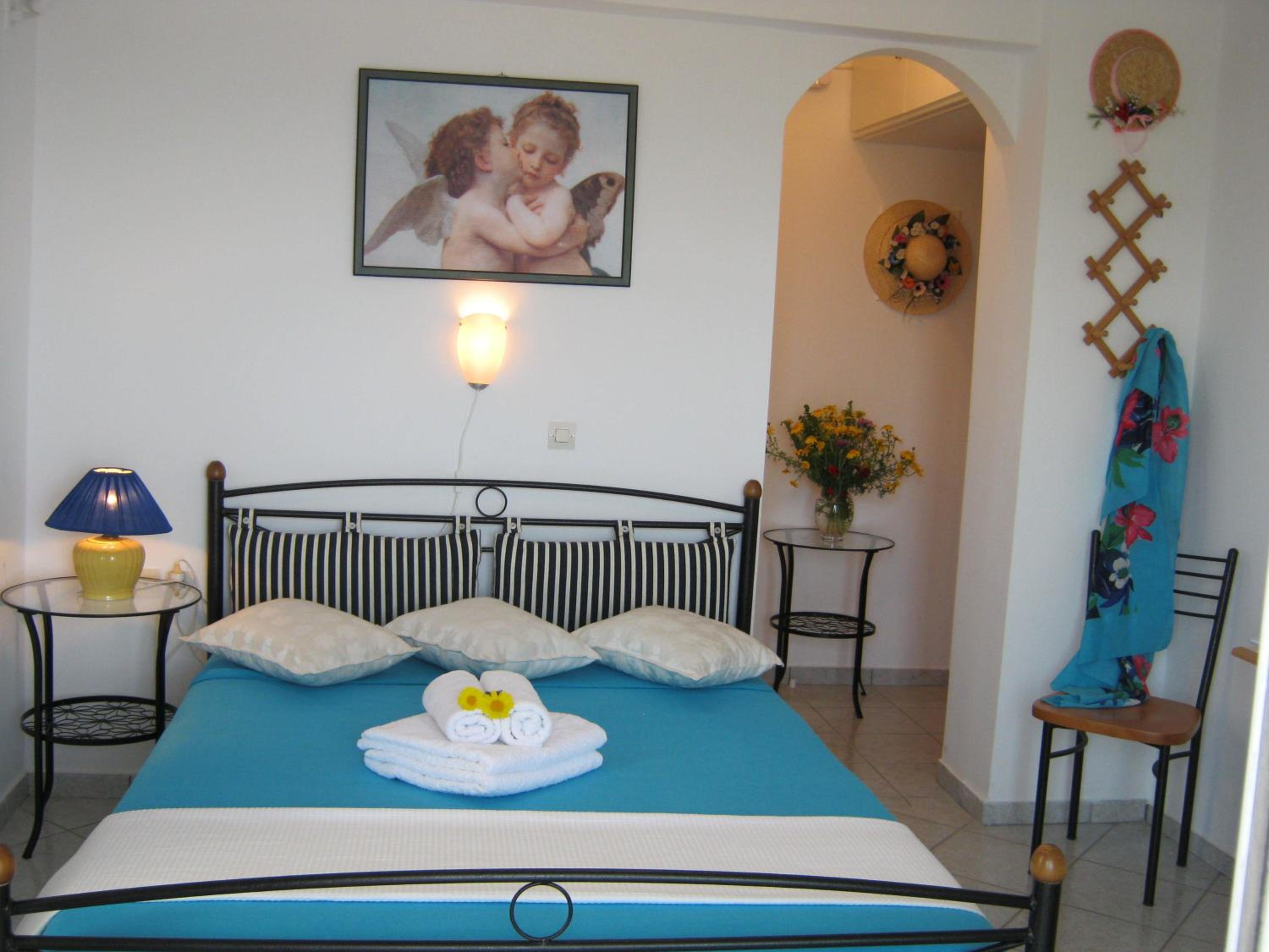 Double Room with Sea View - Photo 1